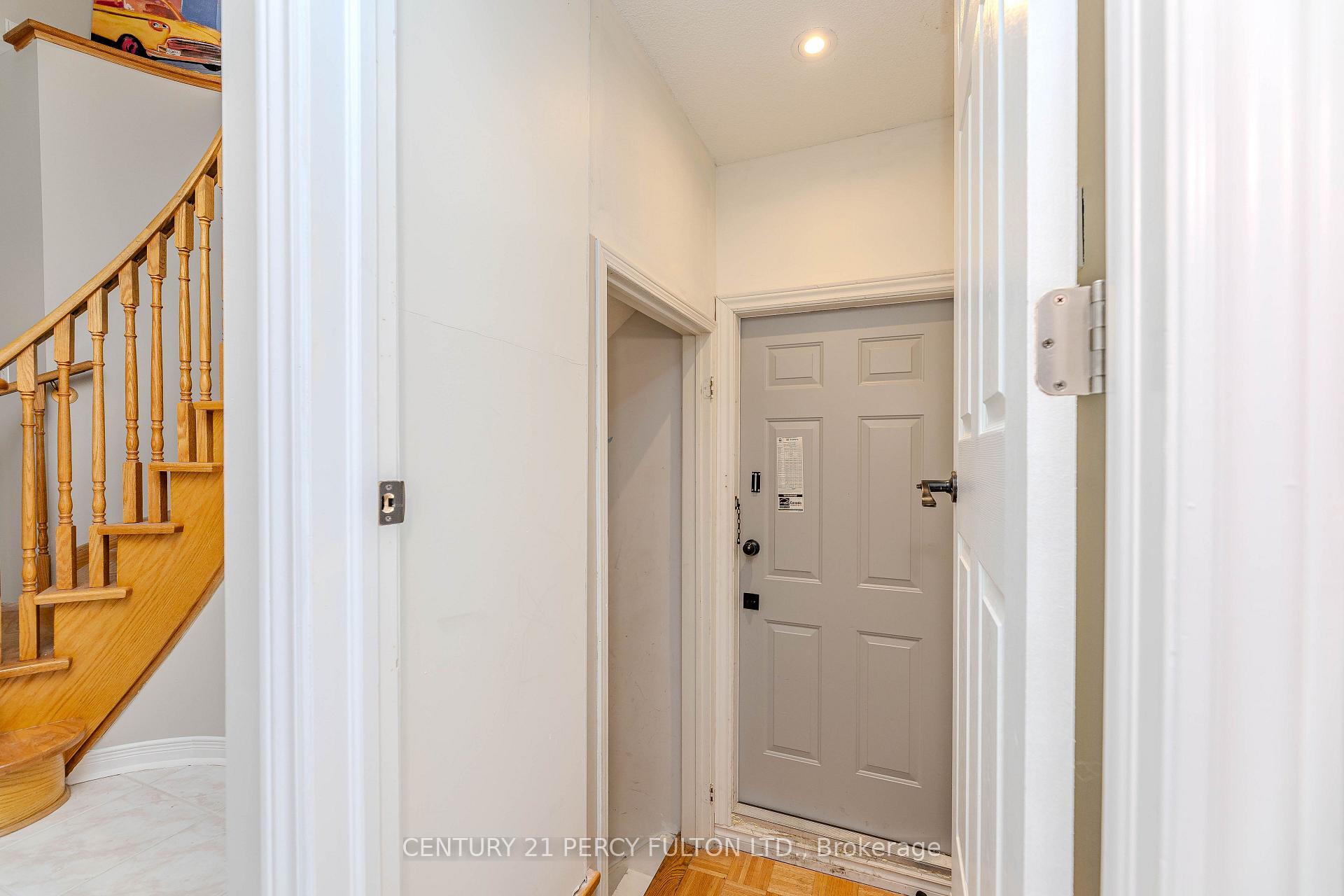 Photo 42 of 137 Blue Willow Drive, Vaughan, East Woodbridge — HOMEH