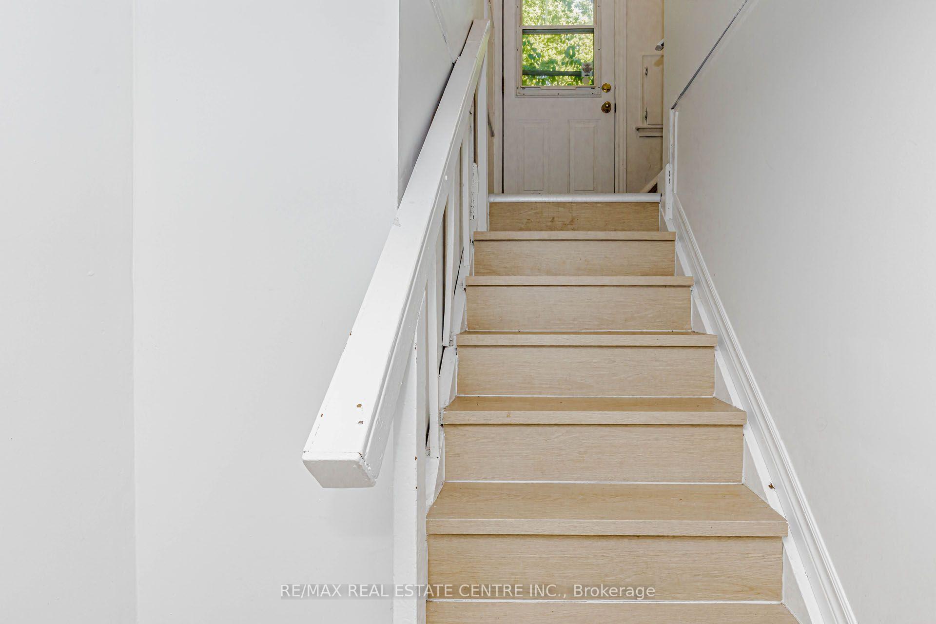 Photo 12 of 16 Ainslie Avenue, Hamilton, Ainslie Wood — HOMEH