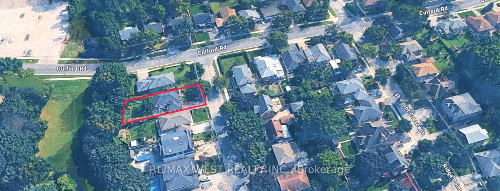 Photo 2 of 65 Ridge Point Crescent, North York, Brookhaven-Amesbury — HOMEH
