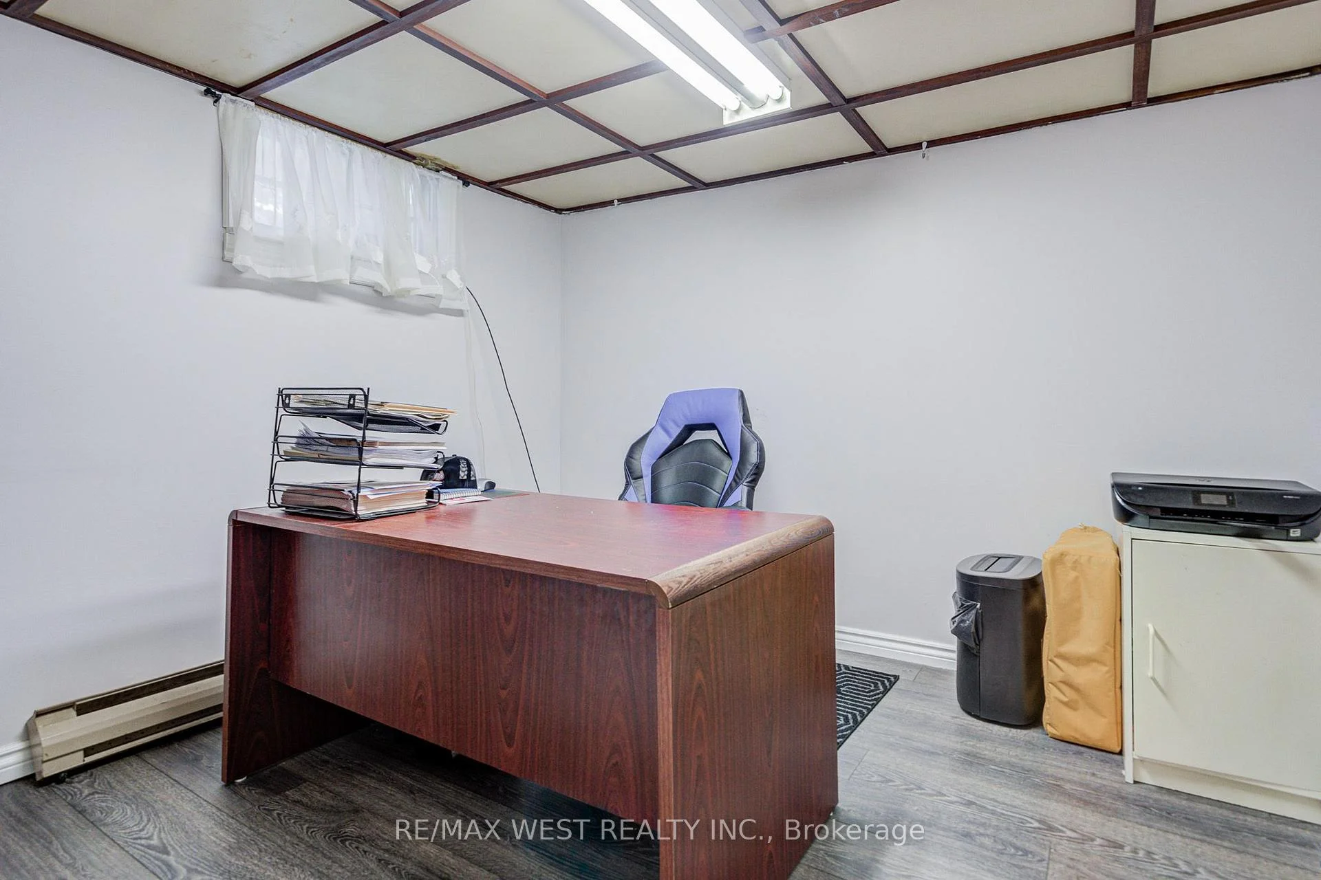 Photo 42 of 65 Ridge Point Crescent, North York, Brookhaven-Amesbury — HOMEH