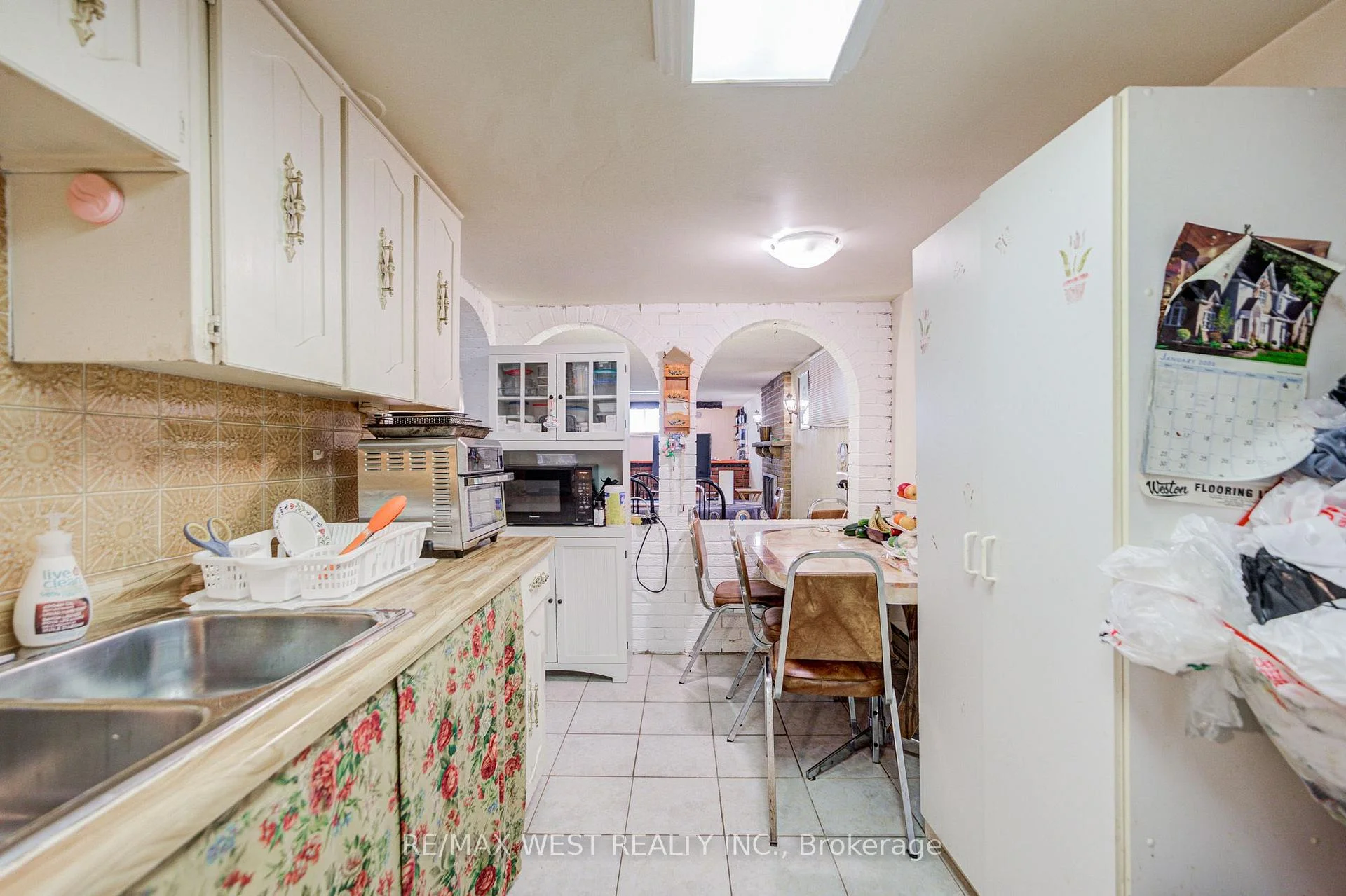 Photo 50 of 65 Ridge Point Crescent, North York, Brookhaven-Amesbury — HOMEH