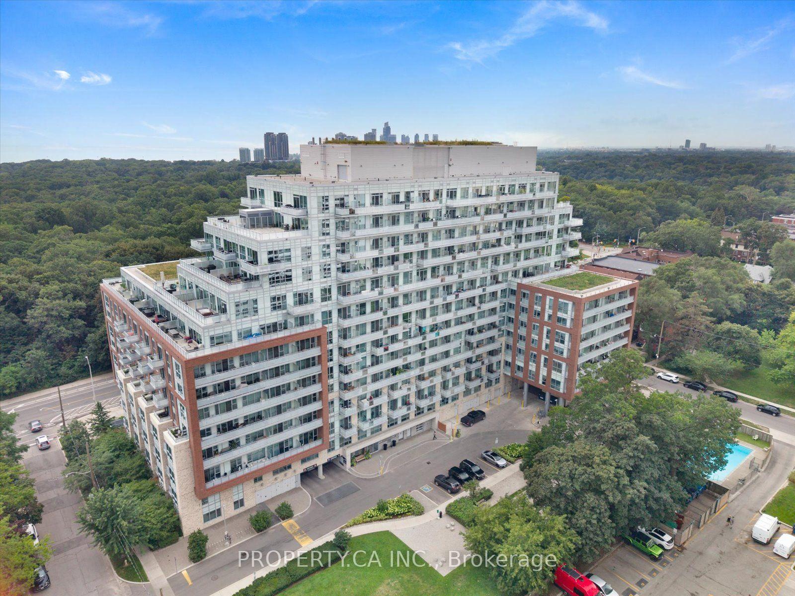 Front of Unit 623, 1830 Bloor Street W