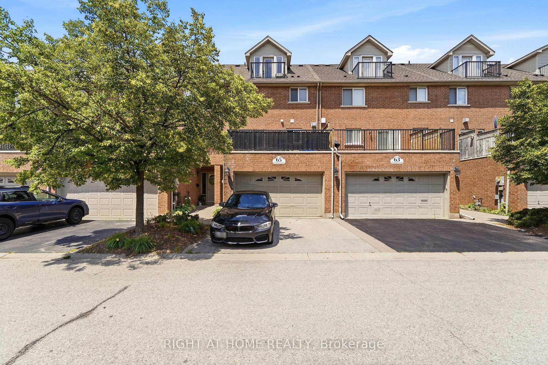 Photo 38 of 65 Wellington South, Cambridge, East Galt — HOMEH