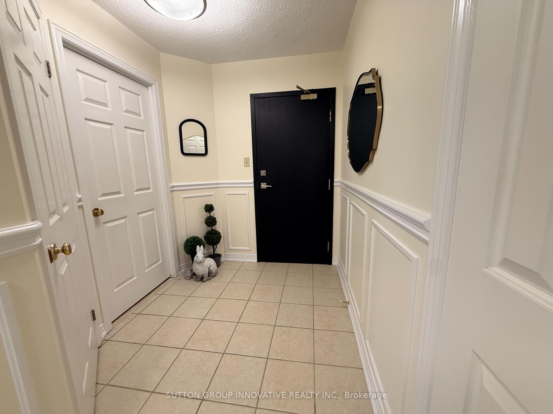 Photo 13 of Unit 507, 8 Village Green Boulevard, Hamilton, Stoney Creek — HOMEH