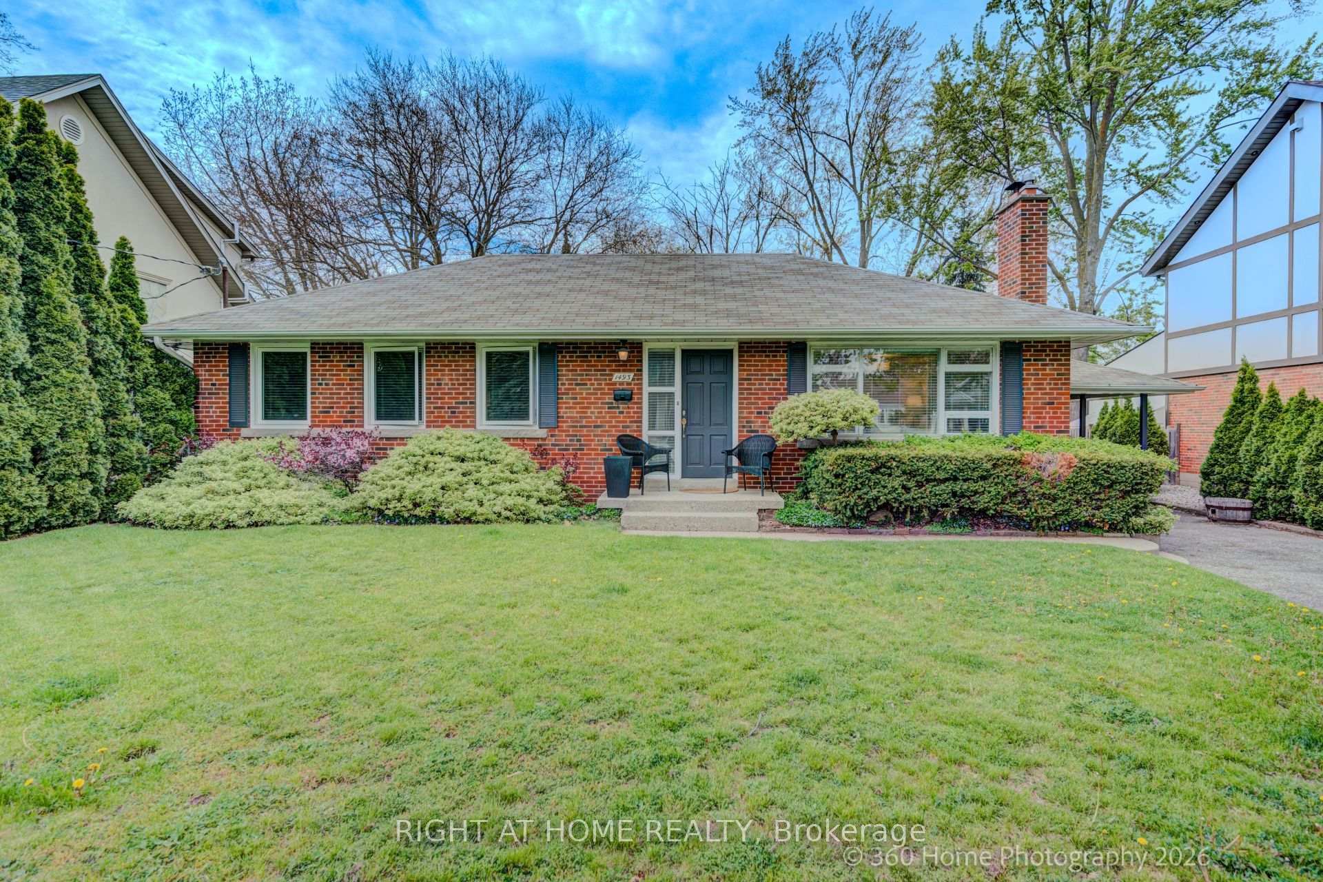 Photo 3 of 1493 Constance Drive, Oakville, Morrison — HOMEH