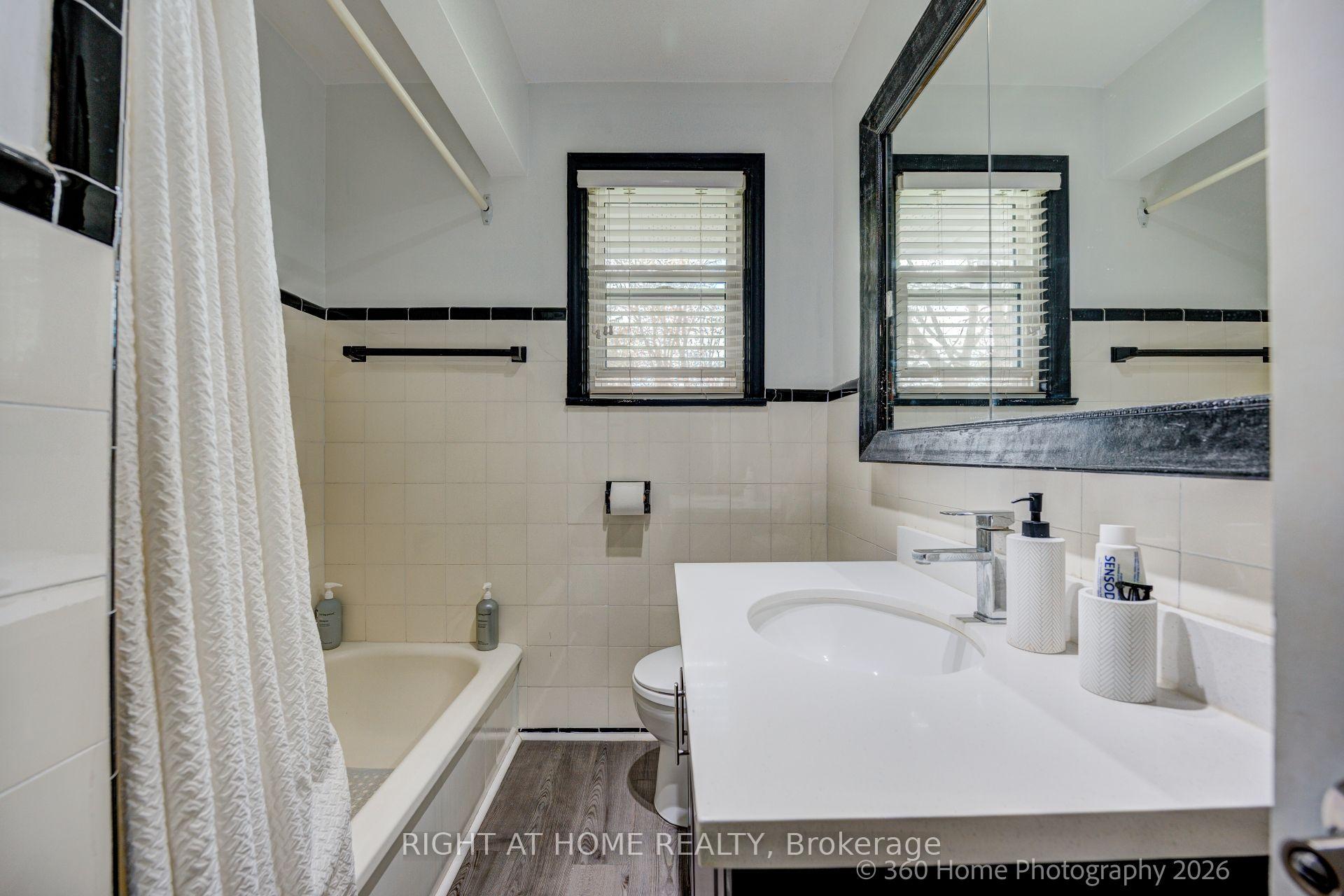 Photo 19 of 1493 Constance Drive, Oakville, Morrison — HOMEH