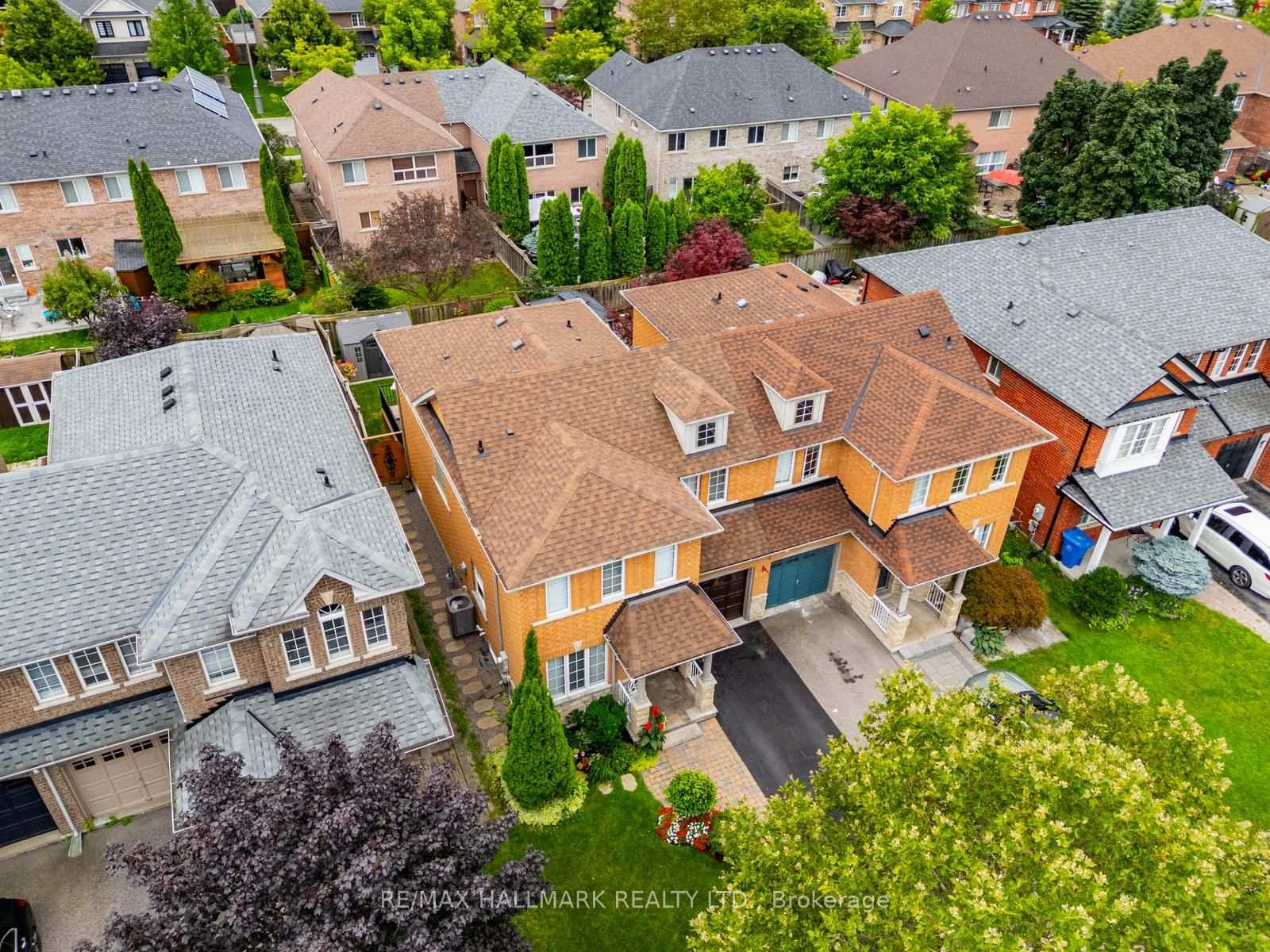 Photo 7 of 25 Starr Crescent, Aurora, Bayview Northeast — HOMEH
