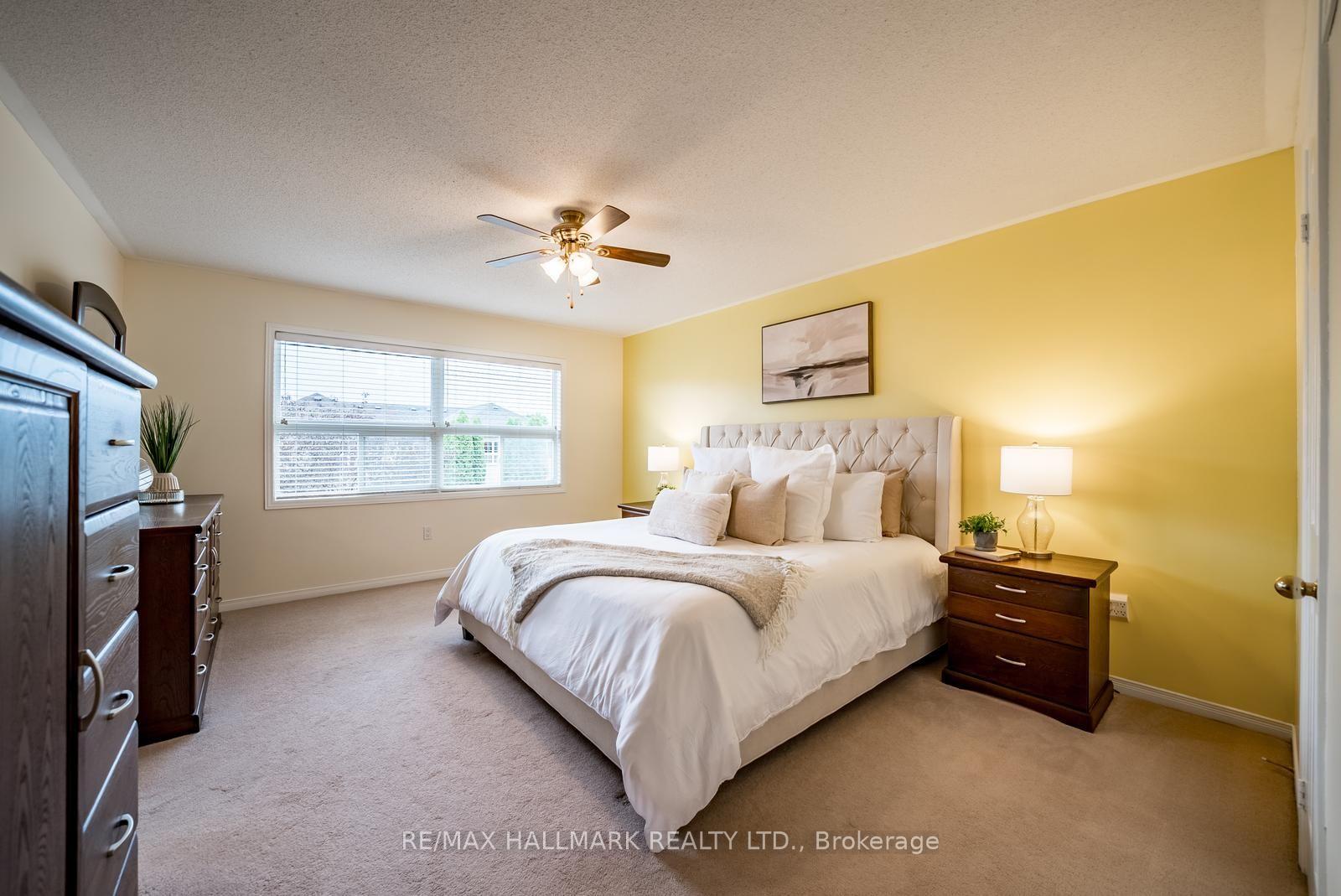 Photo 21 of 25 Starr Crescent, Aurora, Bayview Northeast — HOMEH