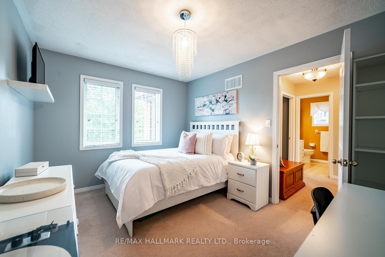 Photo 28 of 25 Starr Crescent, Aurora, Bayview Northeast — HOMEH