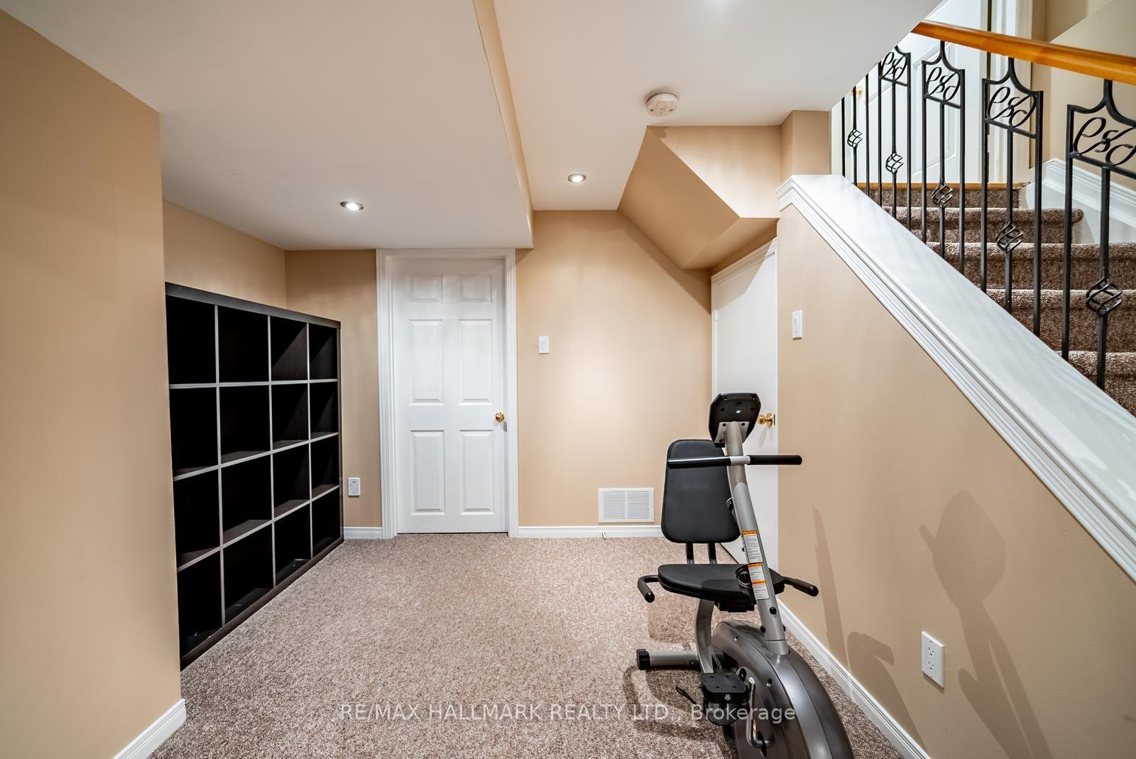 Photo 34 of 25 Starr Crescent, Aurora, Bayview Northeast — HOMEH