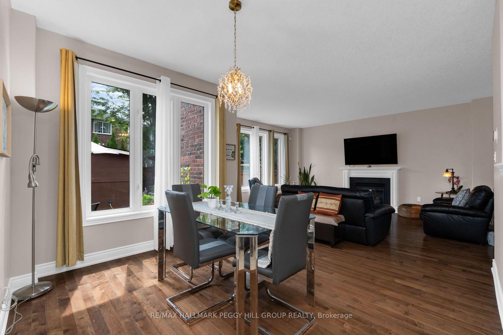 Photo 5 of 77 Graihawk Drive, Barrie, Ardagh — HOMEH
