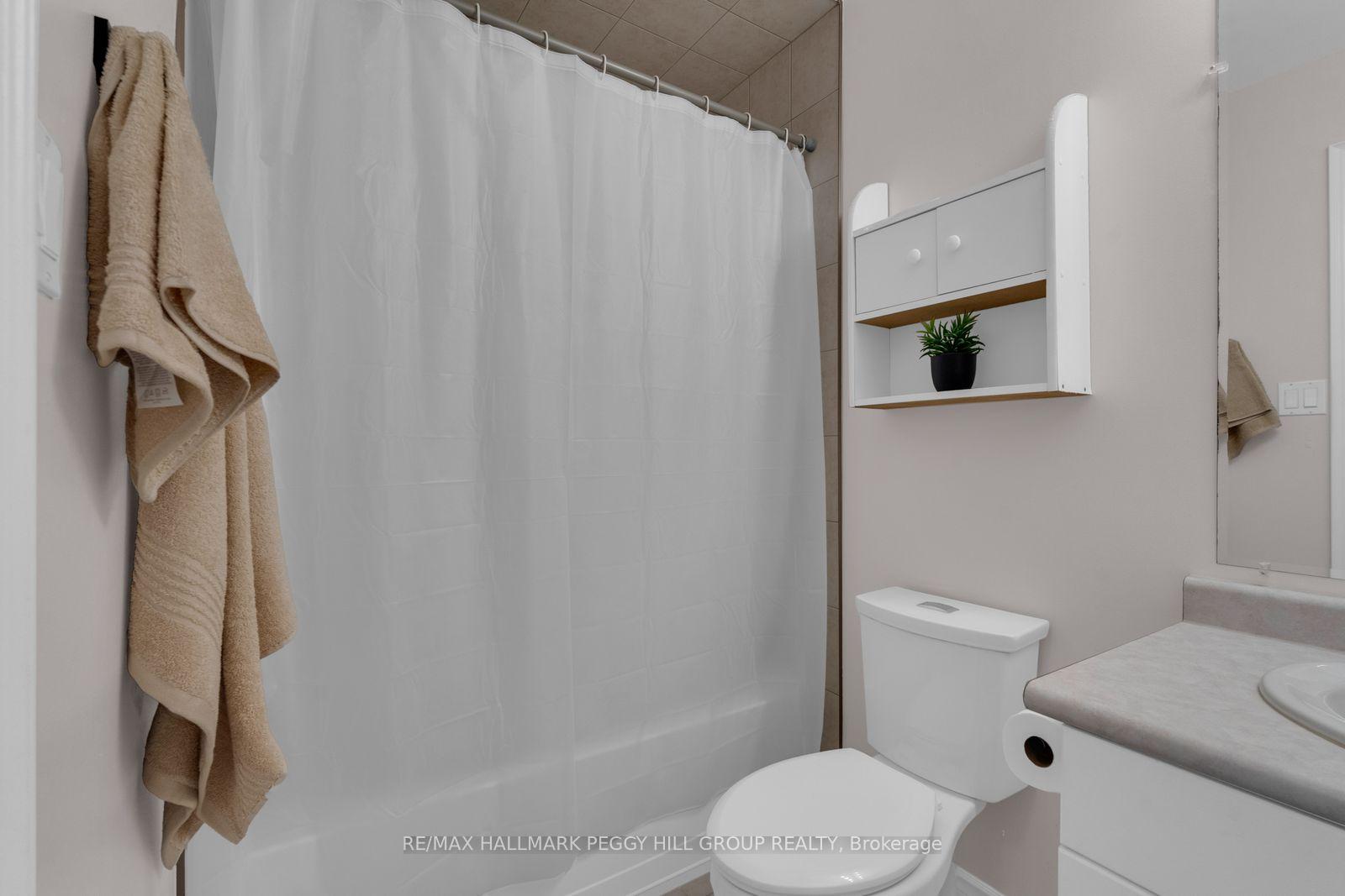 Photo 14 of 77 Graihawk Drive, Barrie, Ardagh — HOMEH