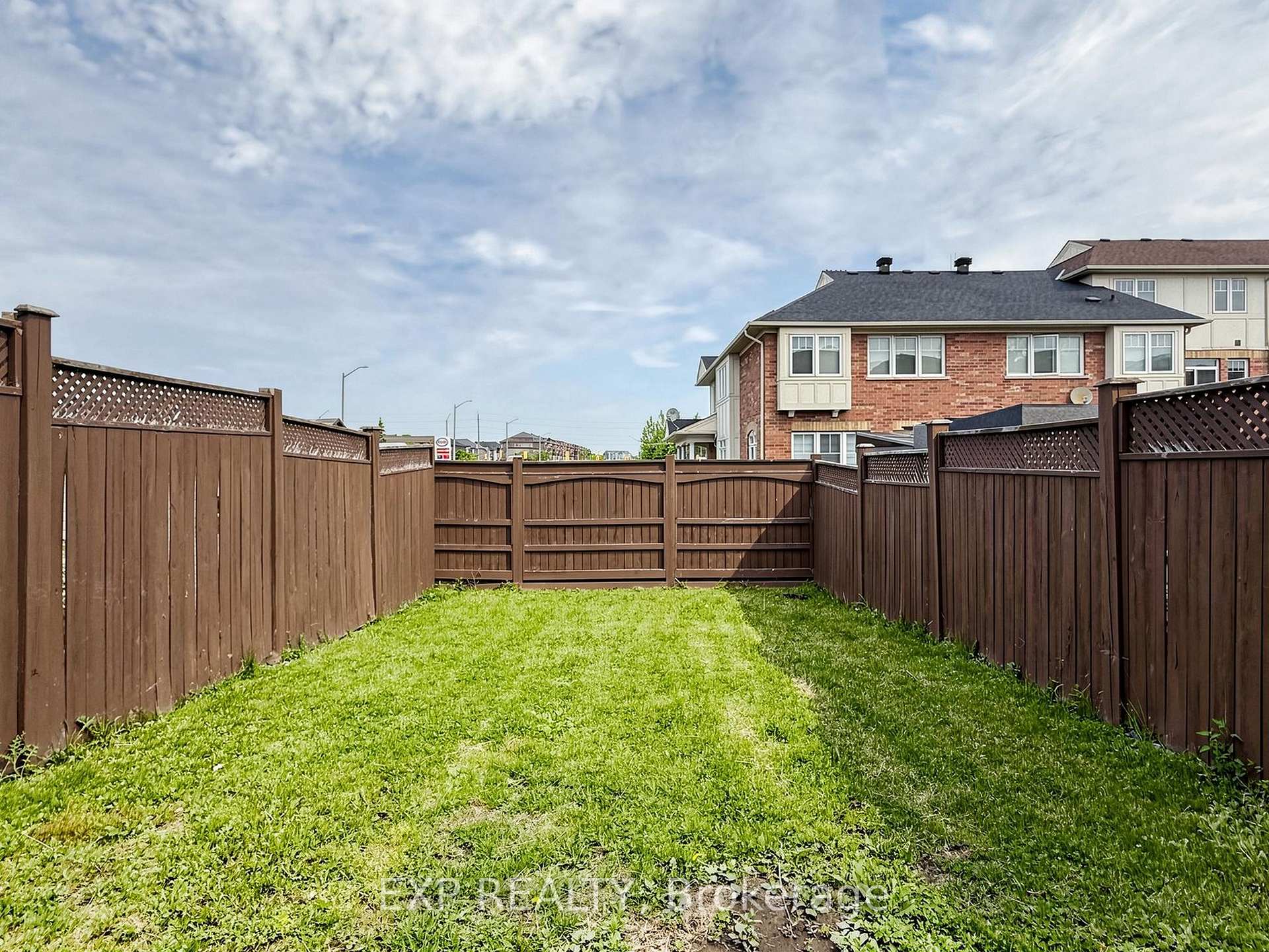Photo 41 of 109 Angier Crescent, Ajax, South East — HOMEH