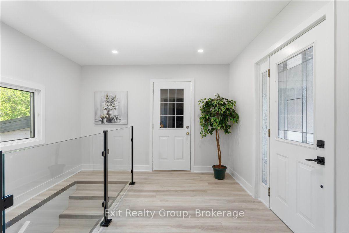 Photo 3 of 24 Wilkins Street, Belleville, Thurlow Ward — HOMEH