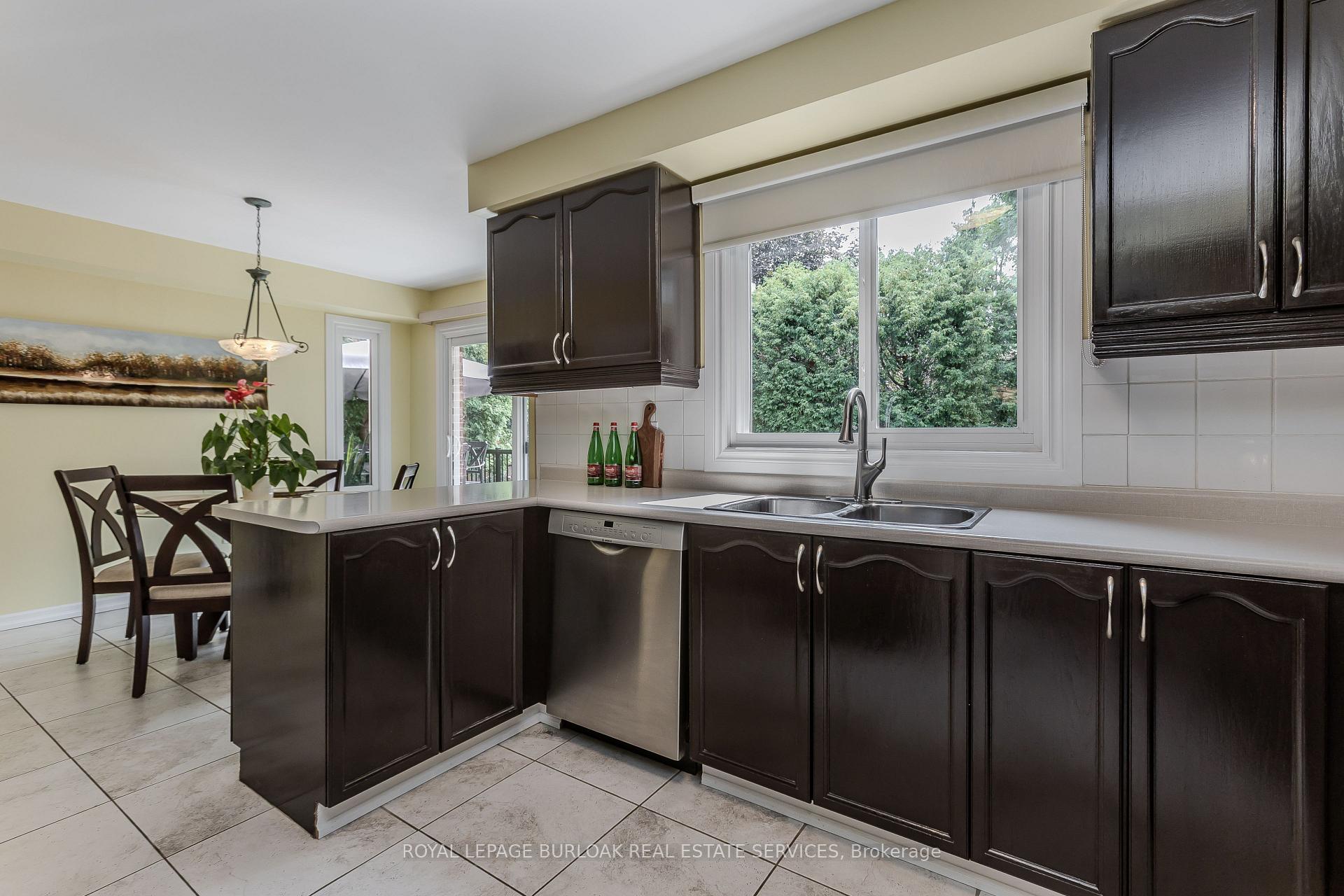 Photo 9 of 1238 Sable Drive, Burlington, Brant — HOMEH