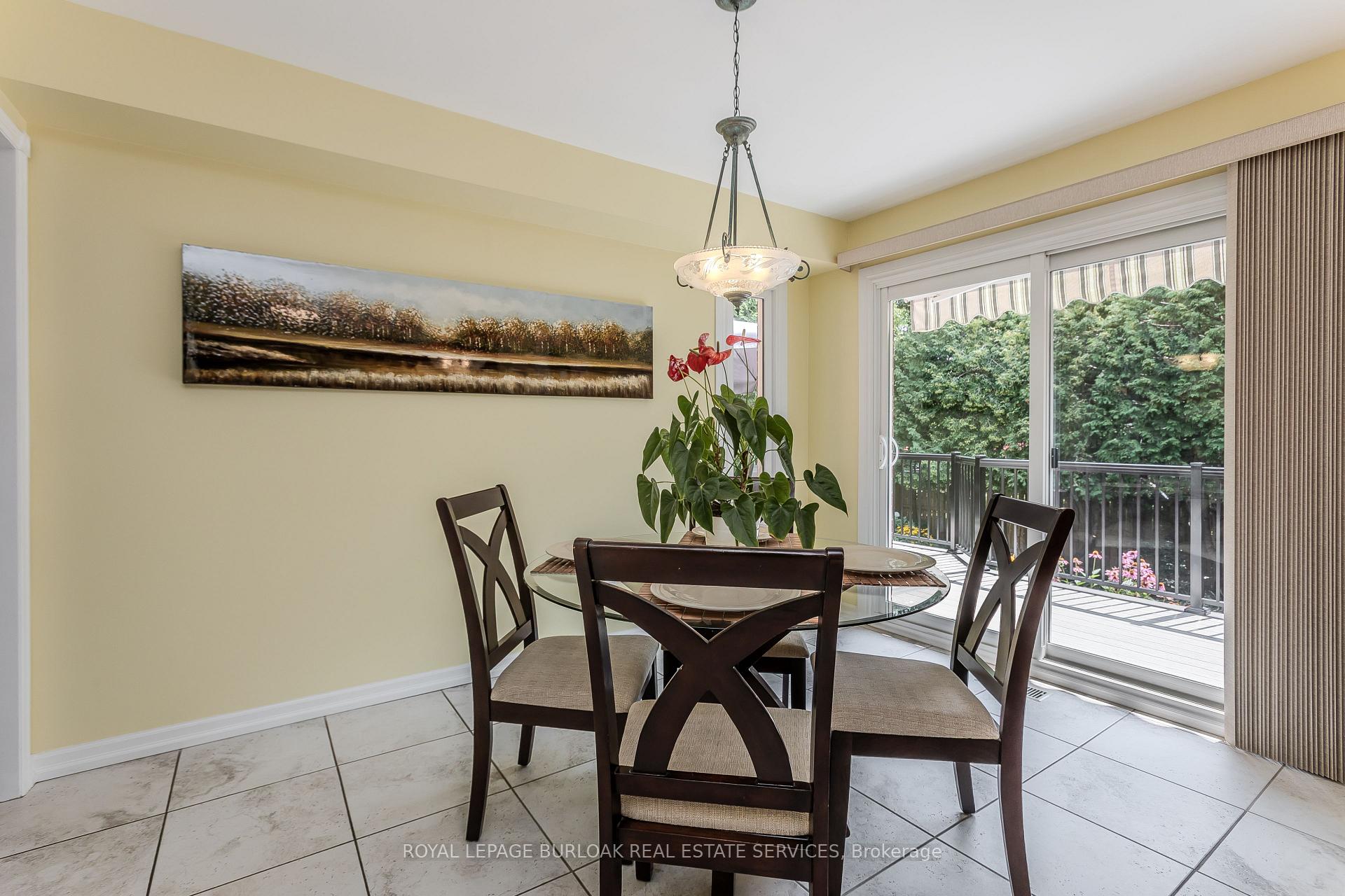 Photo 10 of 1238 Sable Drive, Burlington, Brant — HOMEH