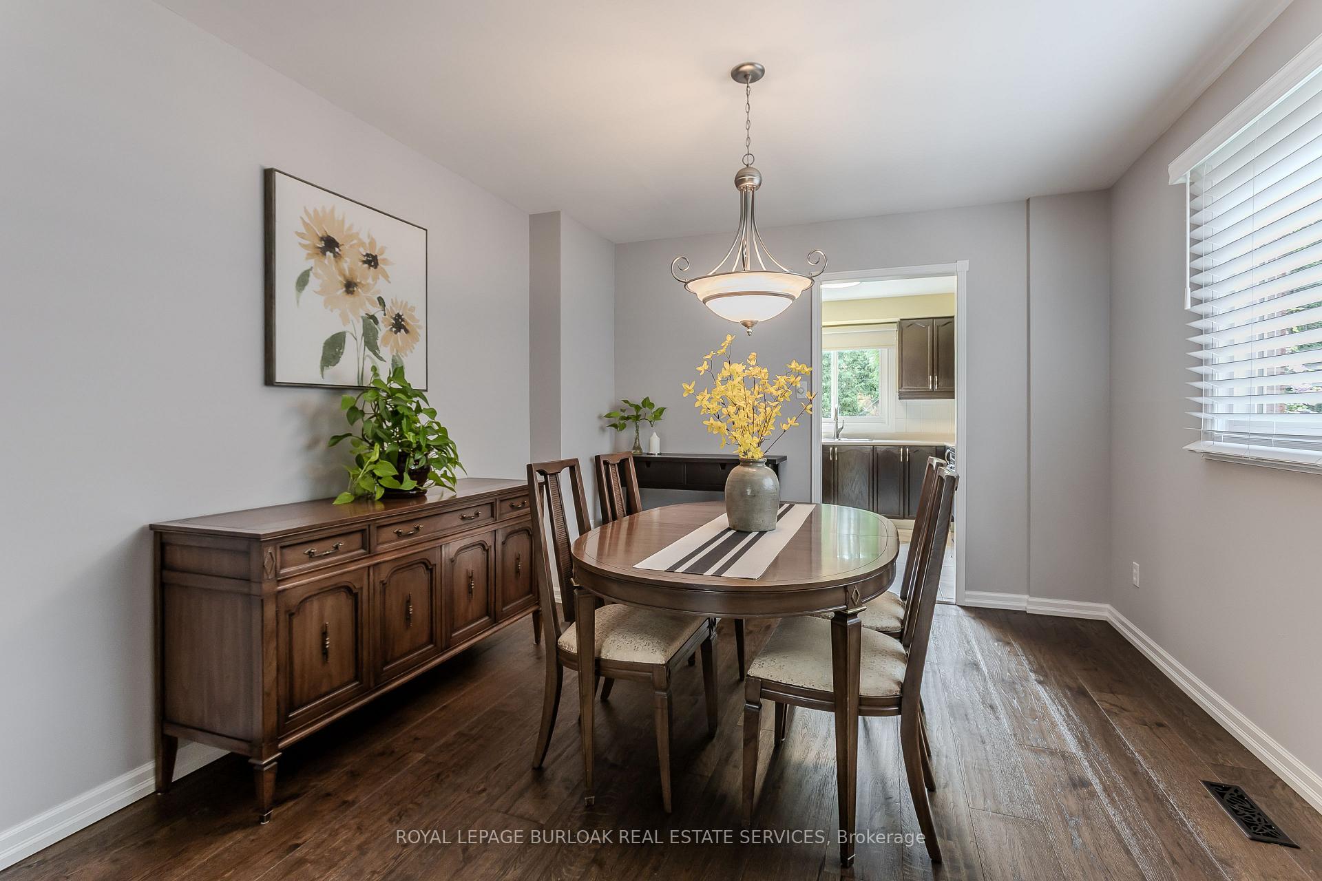 Photo 11 of 1238 Sable Drive, Burlington, Brant — HOMEH