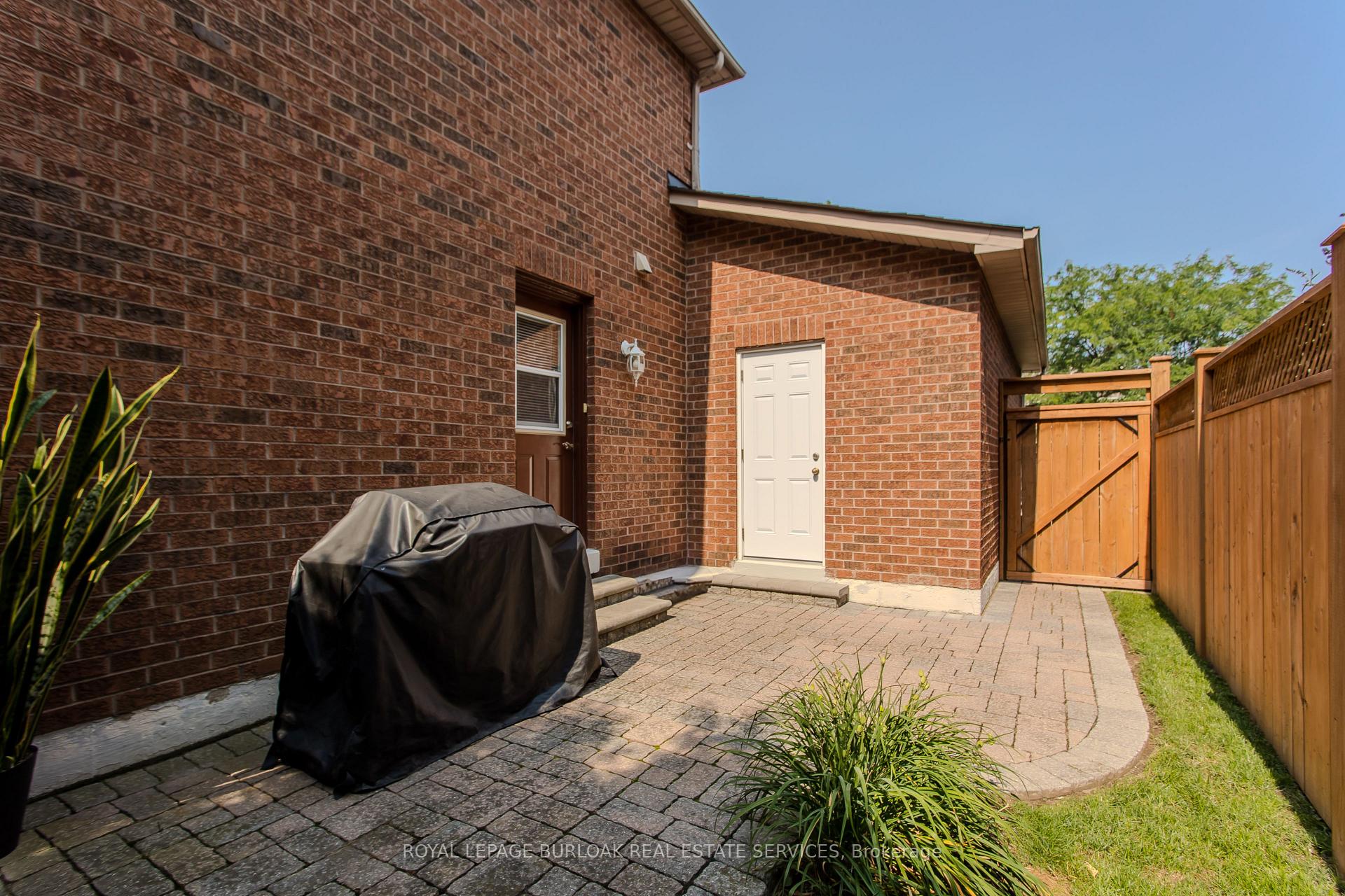 Photo 27 of 1238 Sable Drive, Burlington, Brant — HOMEH