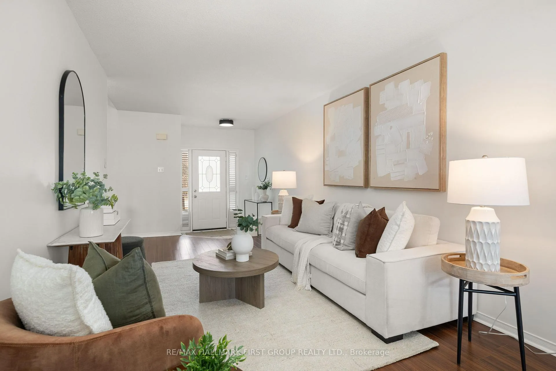Photo 6 of 72 Landerville Lane, Clarington, Bowmanville — HOMEH