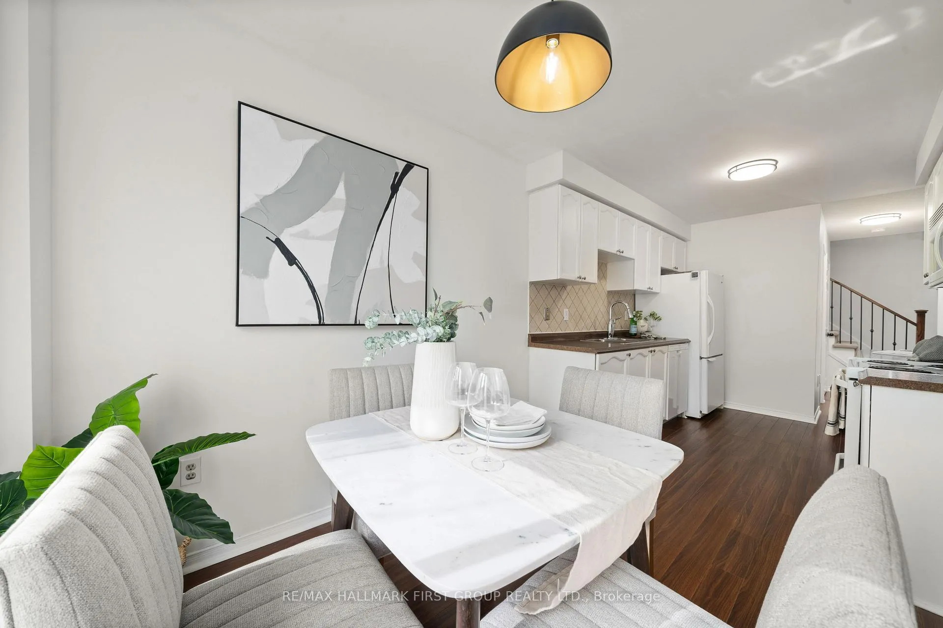 Photo 15 of 72 Landerville Lane, Clarington, Bowmanville — HOMEH