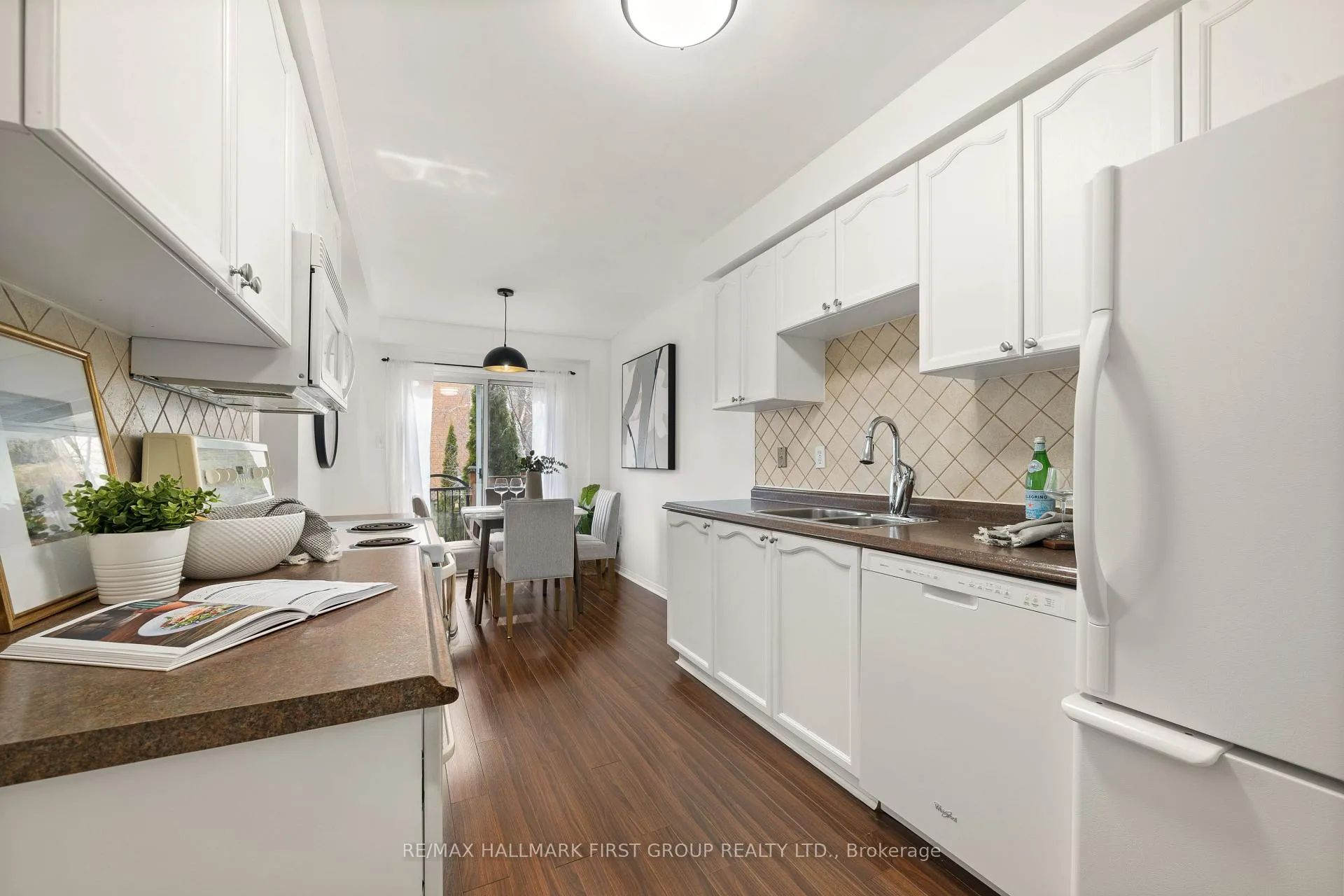 Photo 17 of 72 Landerville Lane, Clarington, Bowmanville — HOMEH