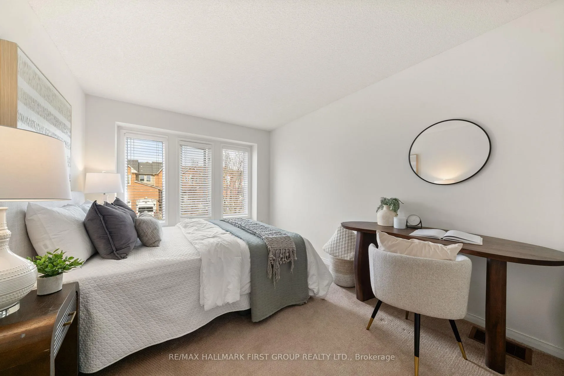 Photo 21 of 72 Landerville Lane, Clarington, Bowmanville — HOMEH