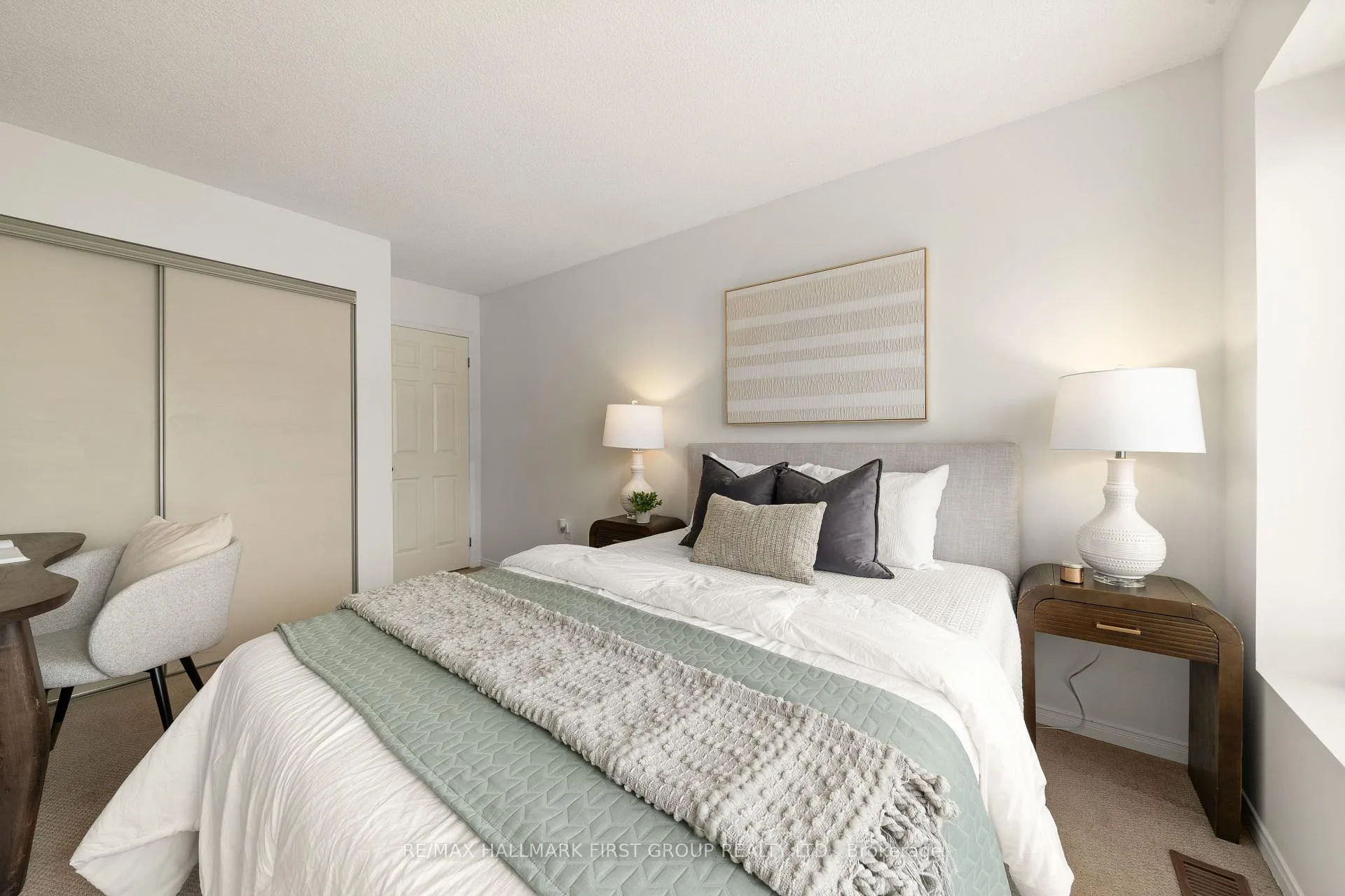 Photo 23 of 72 Landerville Lane, Clarington, Bowmanville — HOMEH