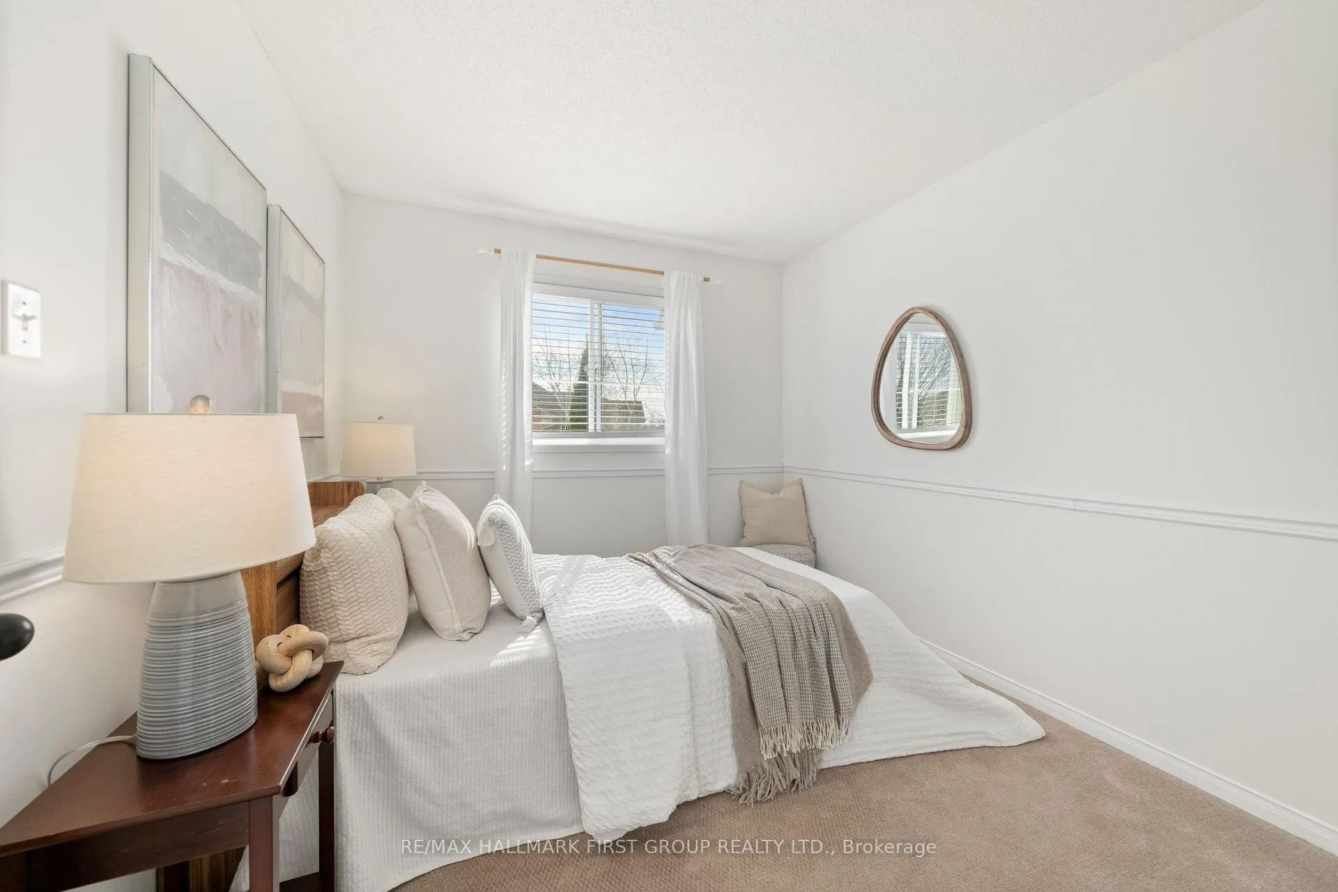 Photo 31 of 72 Landerville Lane, Clarington, Bowmanville — HOMEH