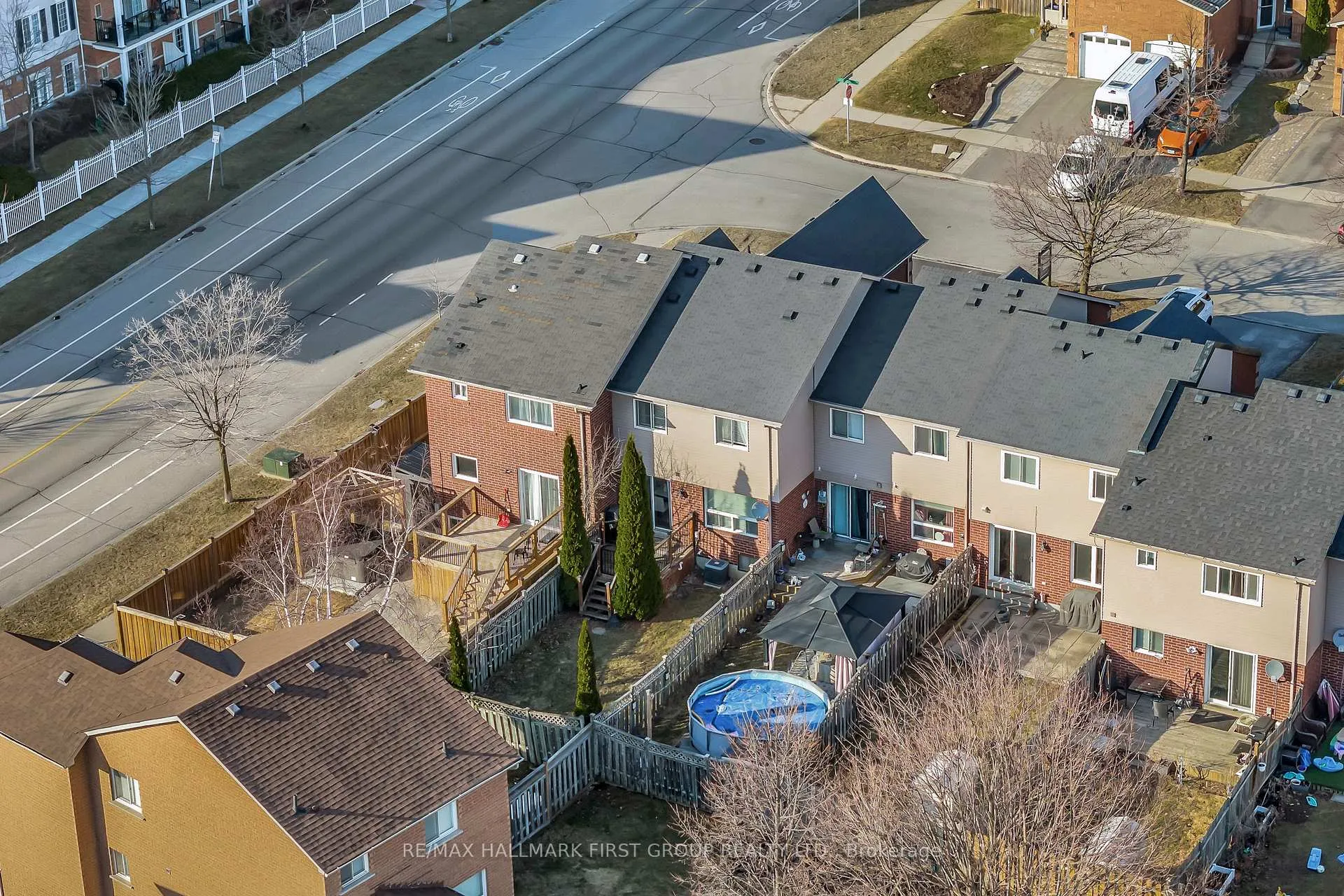 Photo 43 of 72 Landerville Lane, Clarington, Bowmanville — HOMEH