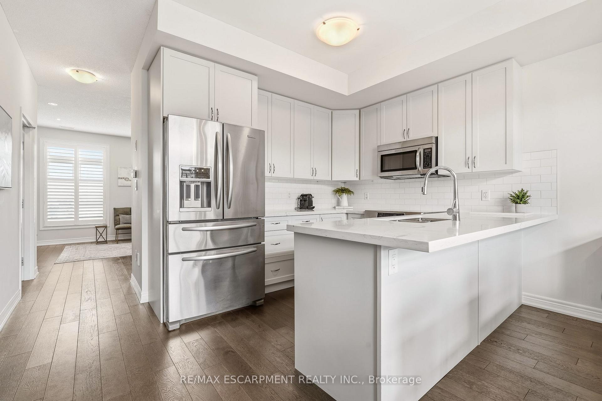 Photo 10 of Unit 39, 4171 Palermo Common, Burlington, Shoreacres — HOMEH