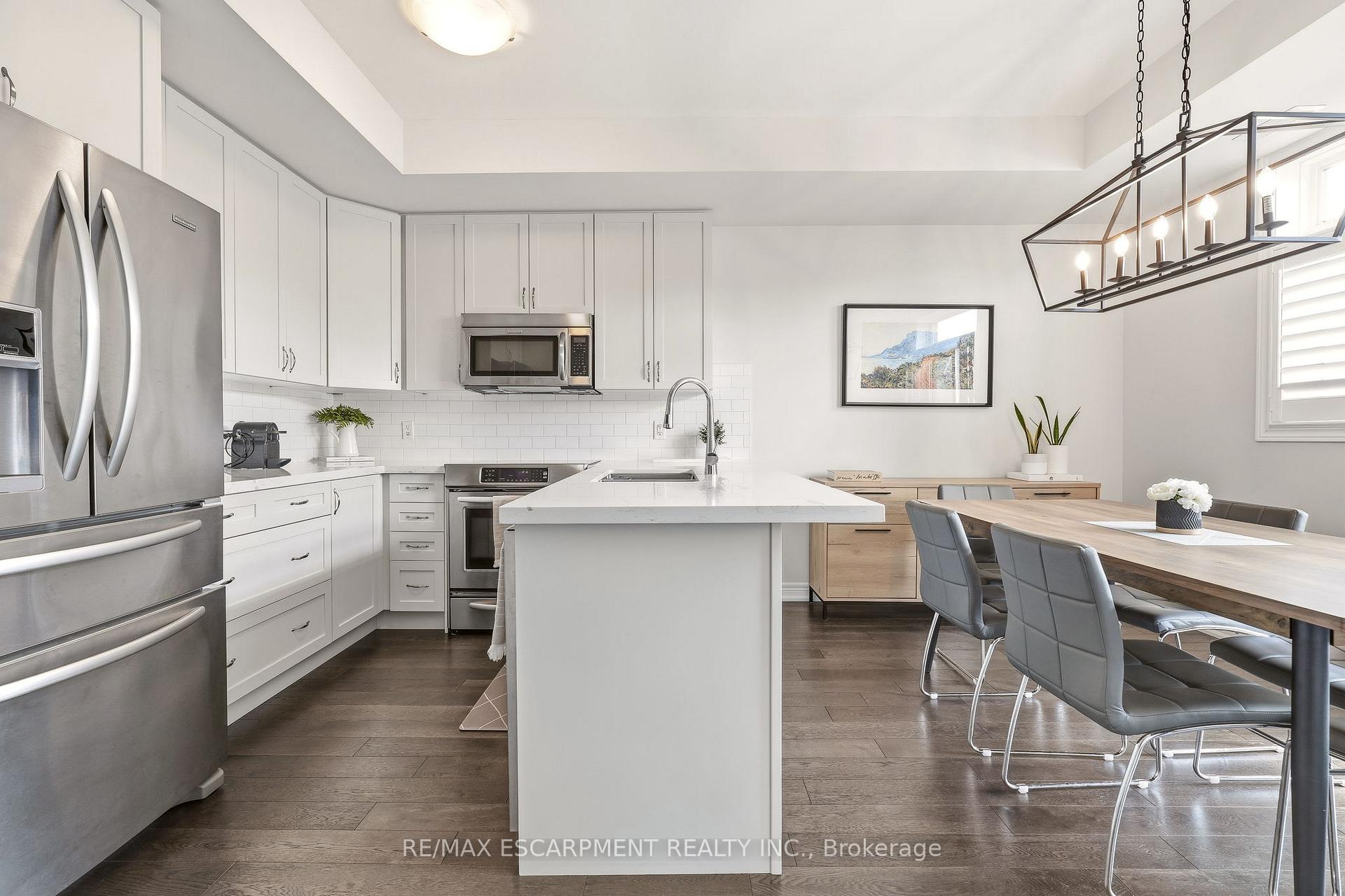 Photo 14 of Unit 39, 4171 Palermo Common, Burlington, Shoreacres — HOMEH