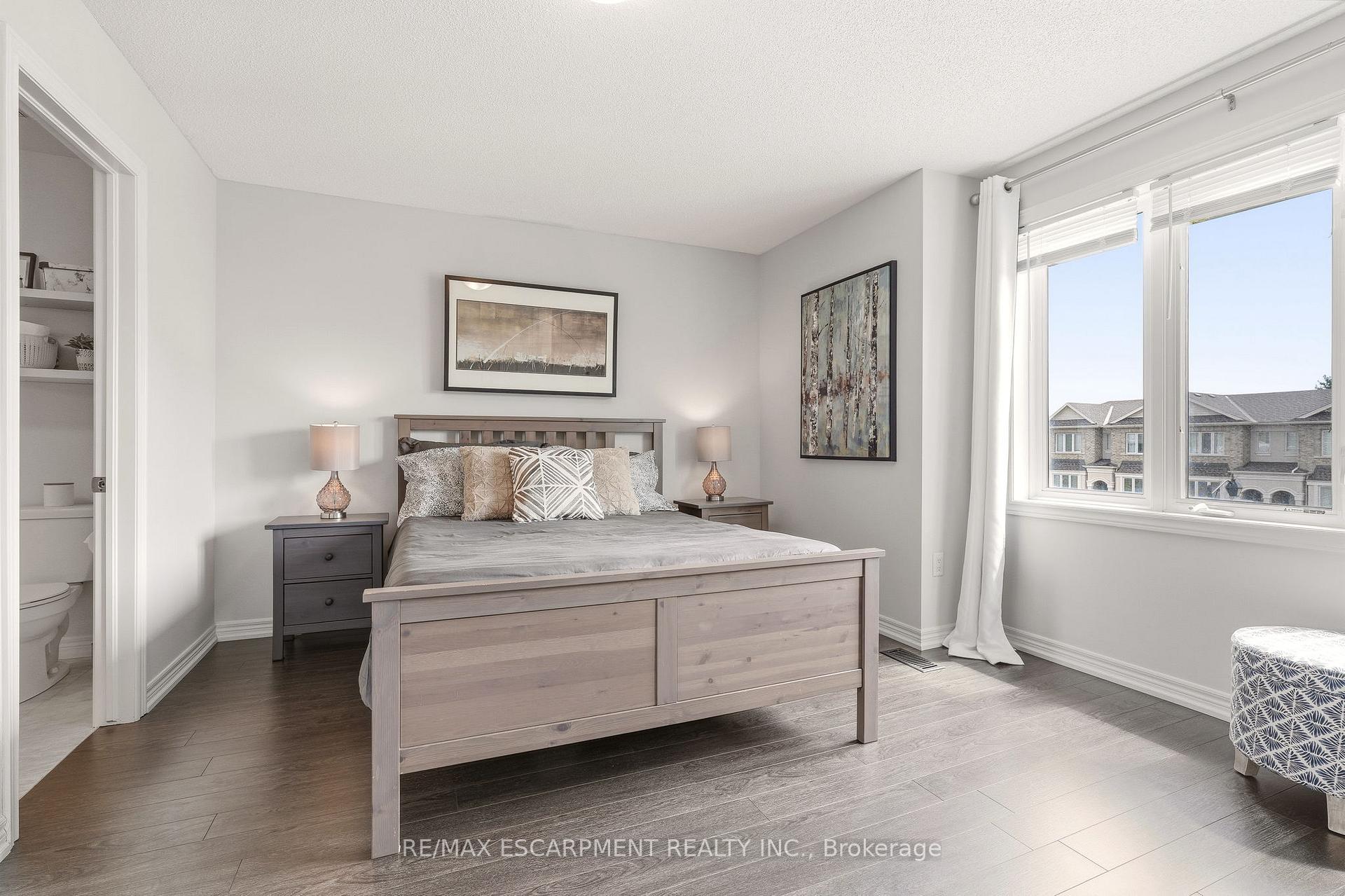 Photo 18 of Unit 39, 4171 Palermo Common, Burlington, Shoreacres — HOMEH