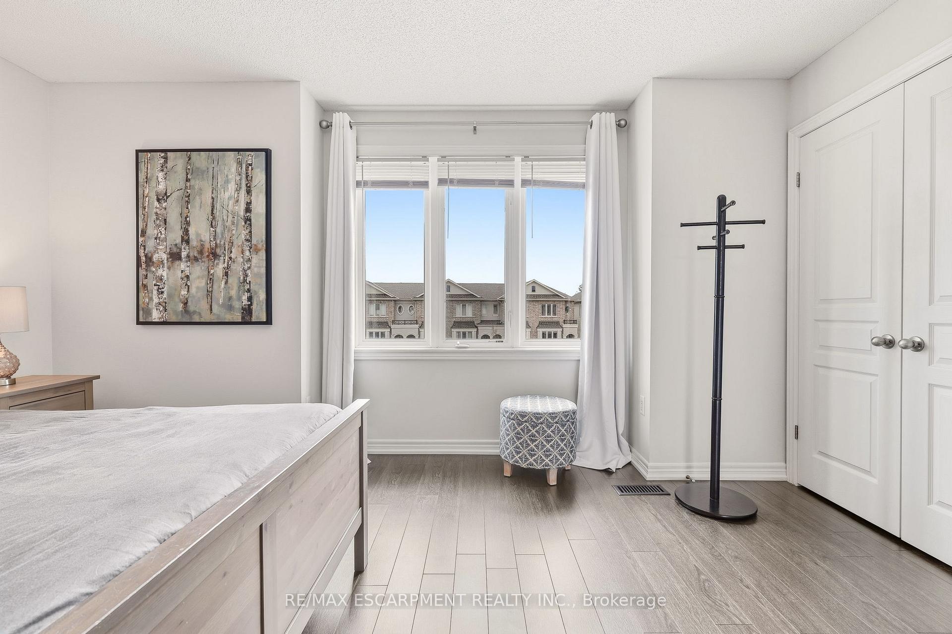 Photo 20 of Unit 39, 4171 Palermo Common, Burlington, Shoreacres — HOMEH