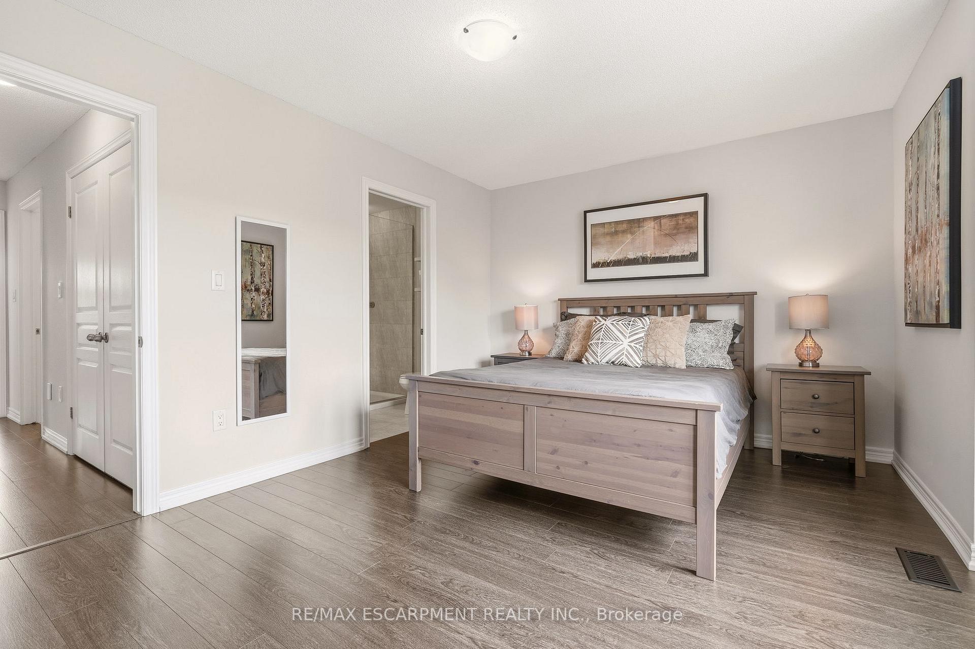 Photo 22 of Unit 39, 4171 Palermo Common, Burlington, Shoreacres — HOMEH