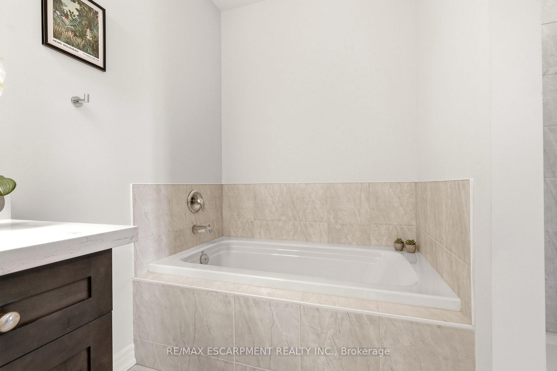 Photo 24 of Unit 39, 4171 Palermo Common, Burlington, Shoreacres — HOMEH
