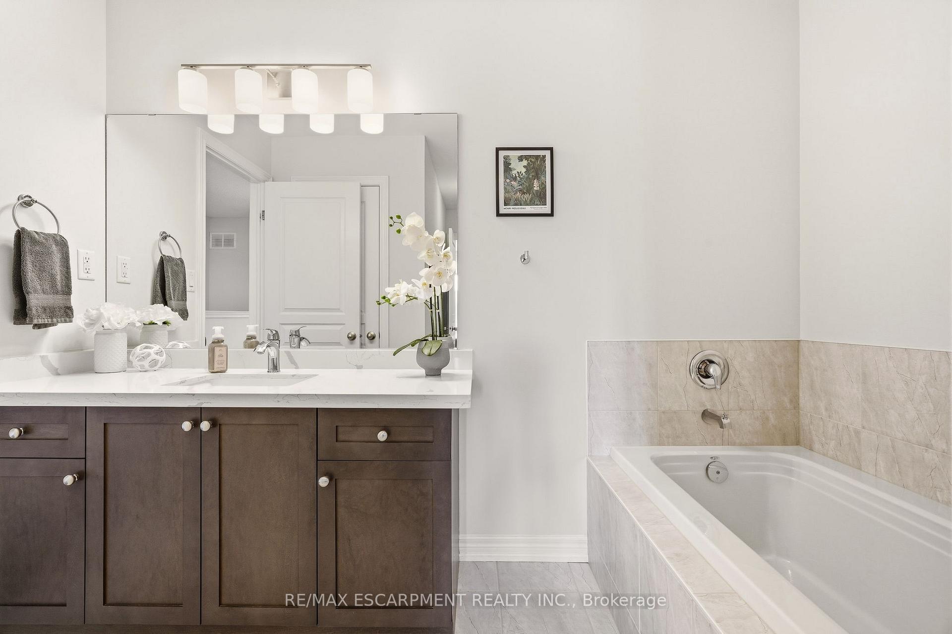 Photo 26 of Unit 39, 4171 Palermo Common, Burlington, Shoreacres — HOMEH