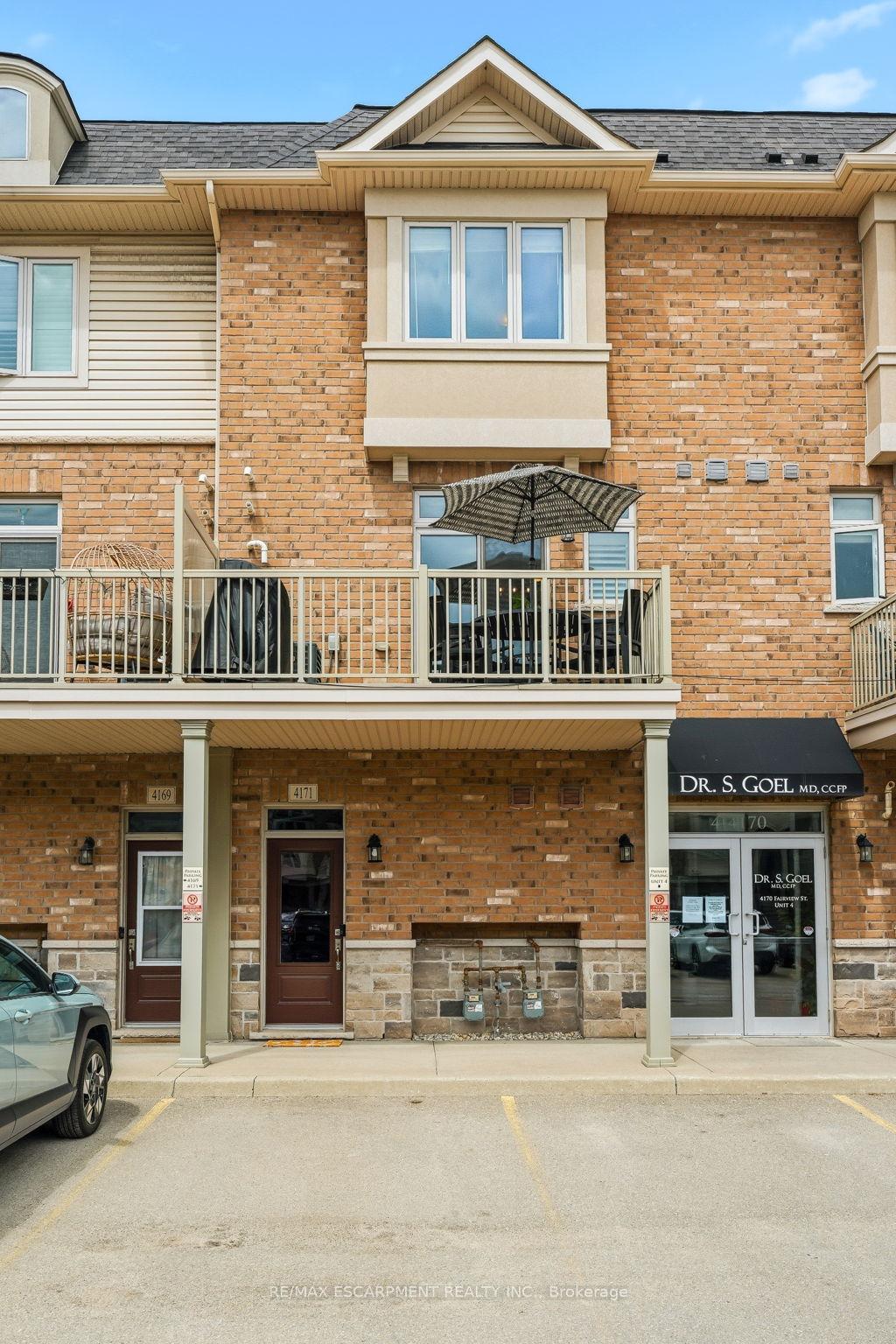 Photo 32 of Unit 39, 4171 Palermo Common, Burlington, Shoreacres — HOMEH