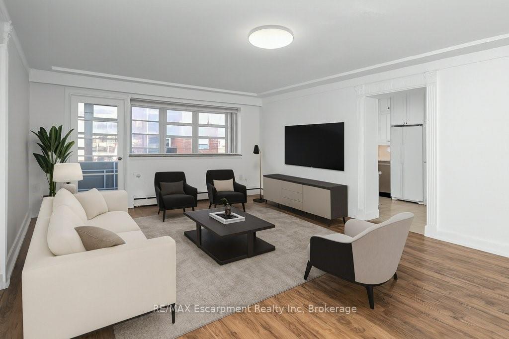 Photo 5 of Unit 201, 9 Grant Boulevard, Hamilton, Dundas — HOMEH