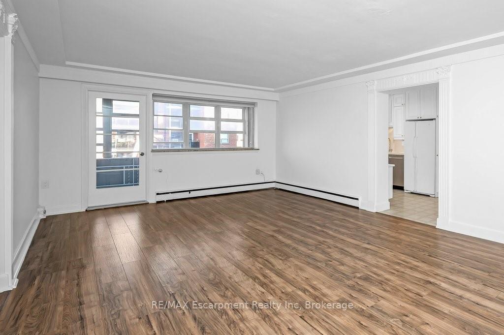 Photo 8 of Unit 201, 9 Grant Boulevard, Hamilton, Dundas — HOMEH