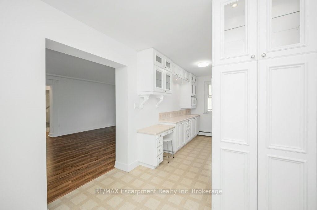 Photo 14 of Unit 201, 9 Grant Boulevard, Hamilton, Dundas — HOMEH
