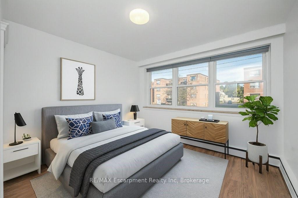 Photo 19 of Unit 201, 9 Grant Boulevard, Hamilton, Dundas — HOMEH