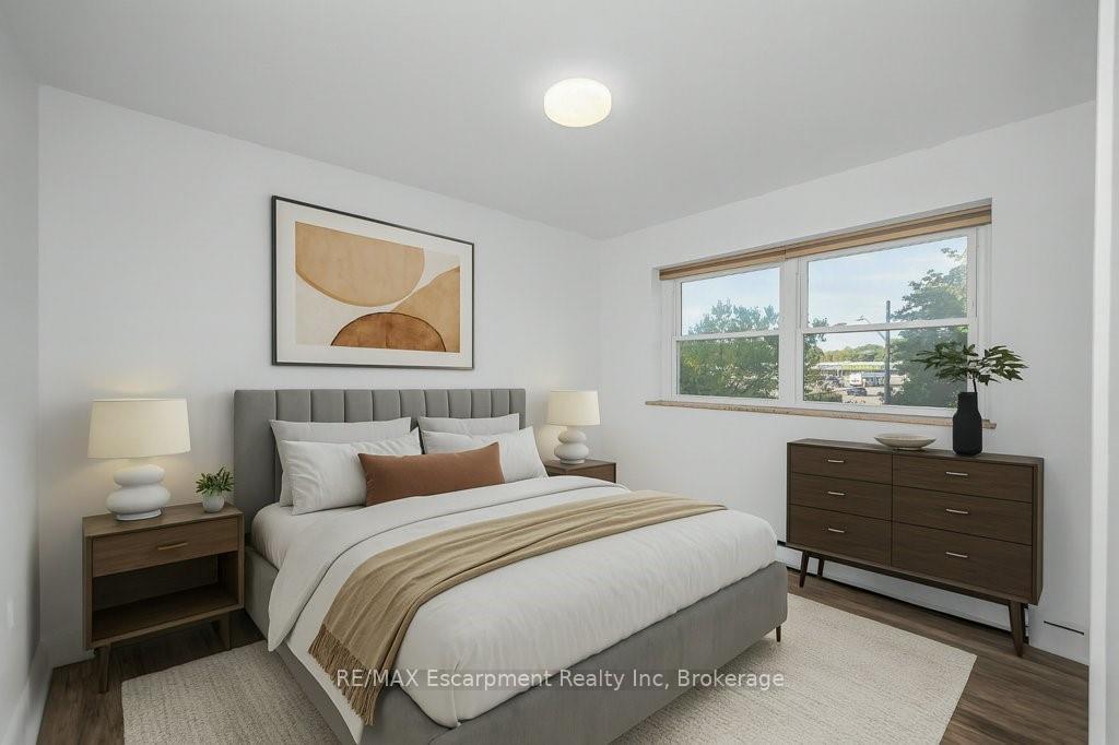 Photo 22 of Unit 201, 9 Grant Boulevard, Hamilton, Dundas — HOMEH