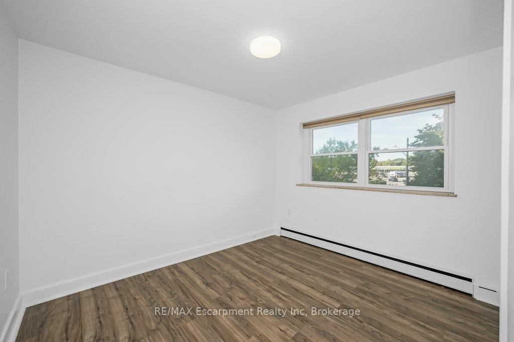 Photo 23 of Unit 201, 9 Grant Boulevard, Hamilton, Dundas — HOMEH