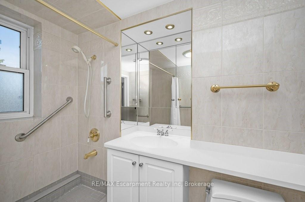 Photo 27 of Unit 201, 9 Grant Boulevard, Hamilton, Dundas — HOMEH