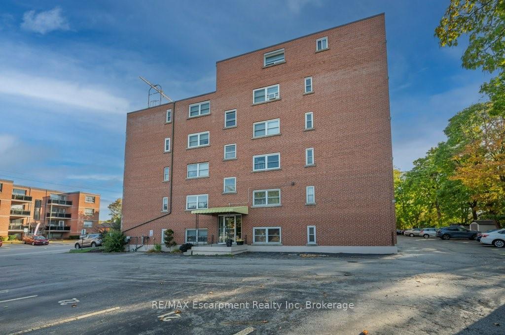 Photo 35 of Unit 201, 9 Grant Boulevard, Hamilton, Dundas — HOMEH