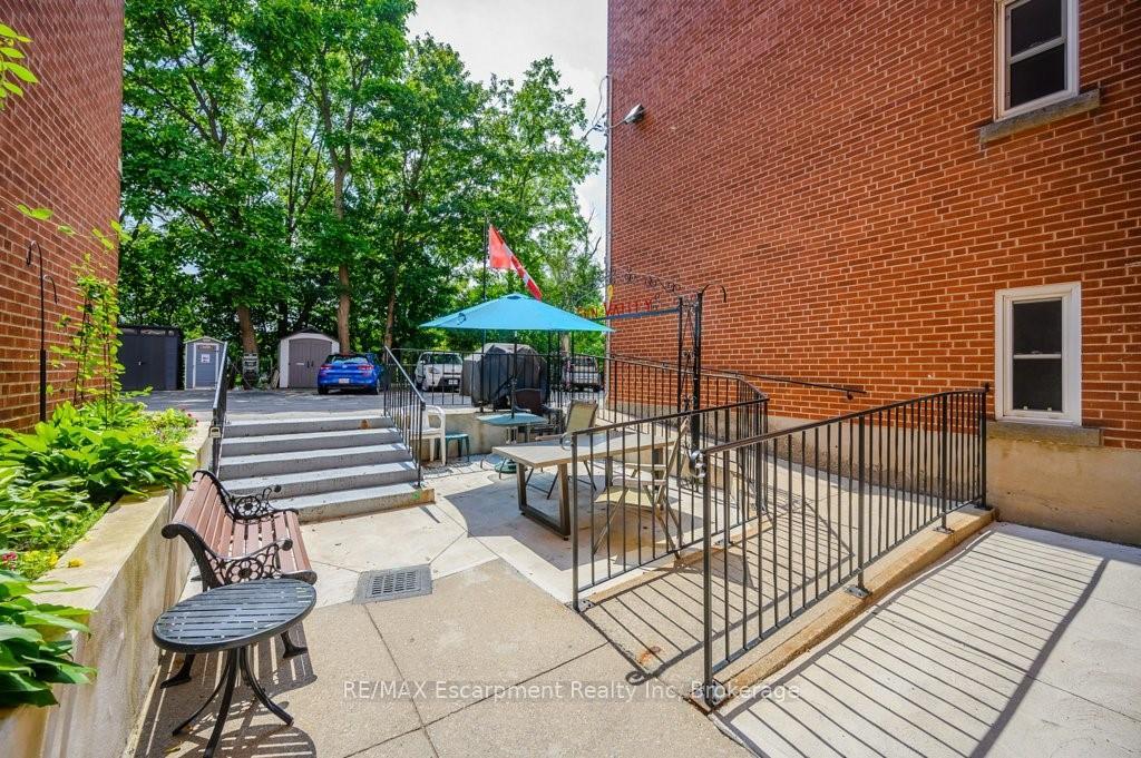 Photo 37 of Unit 201, 9 Grant Boulevard, Hamilton, Dundas — HOMEH