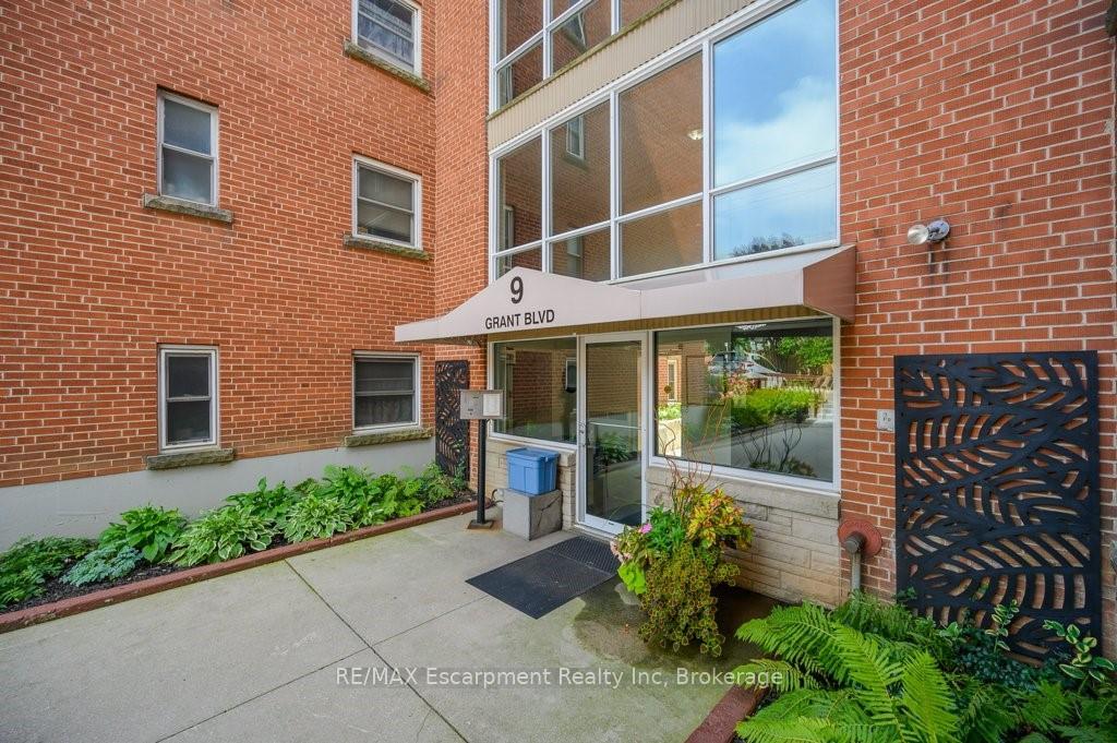 Photo 39 of Unit 201, 9 Grant Boulevard, Hamilton, Dundas — HOMEH