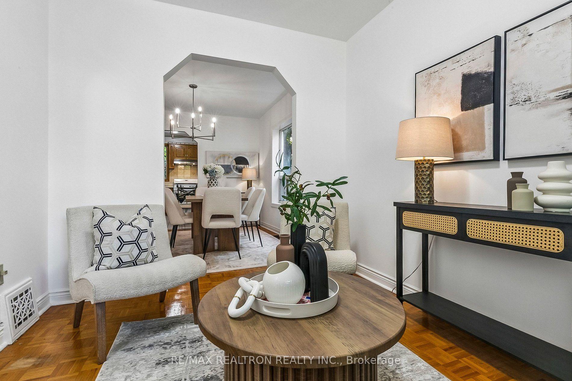 Photo 4 of 79 Glenmount Park Road, Toronto, East End-Danforth — HOMEH