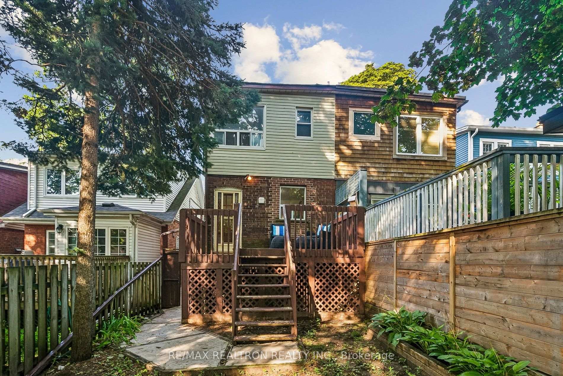 Photo 18 of 79 Glenmount Park Road, Toronto, East End-Danforth — HOMEH