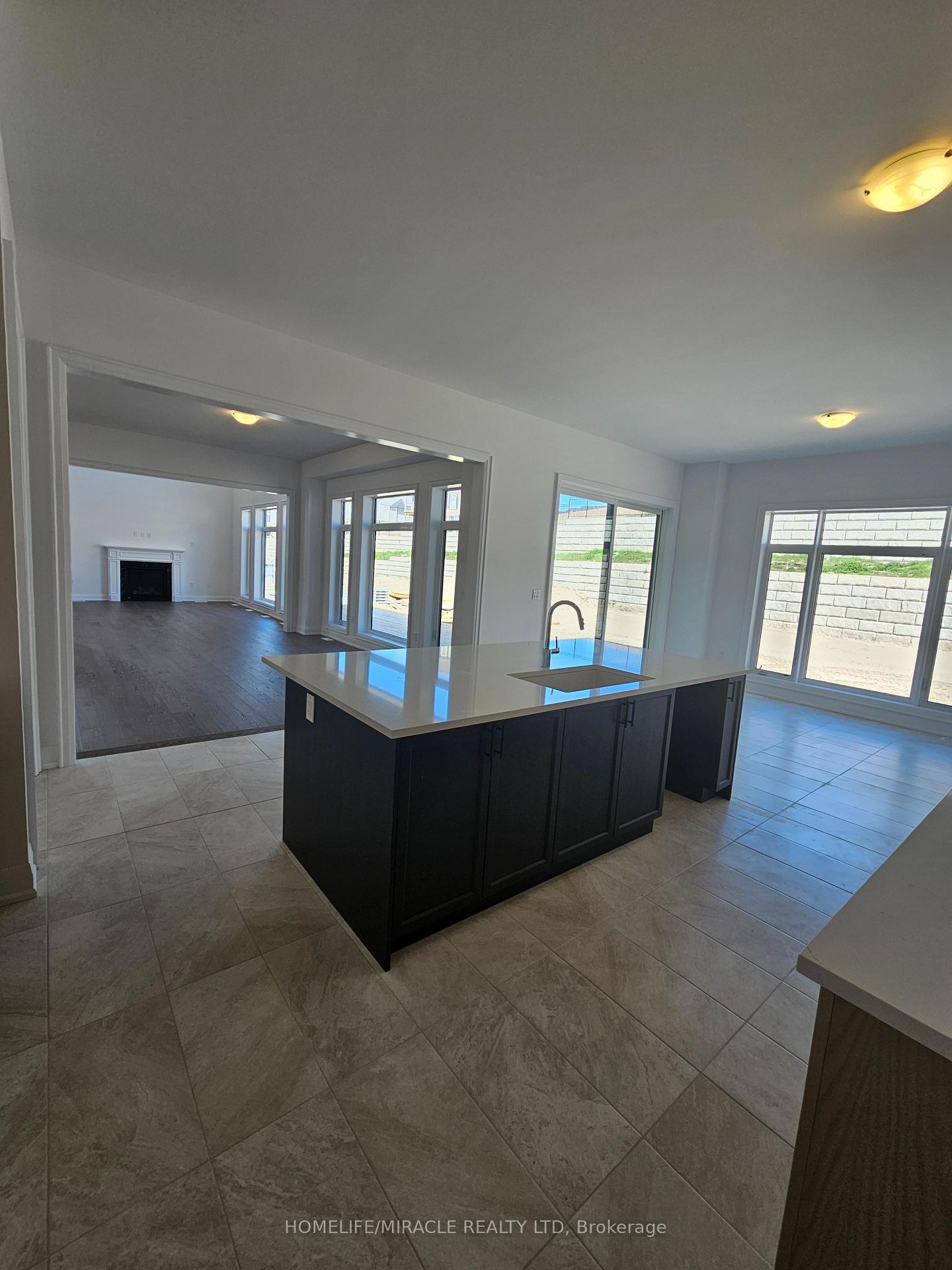 Photo 21 of 30 Pearsall Place, Oro-Medonte, Rural Oro-Medonte — HOMEH